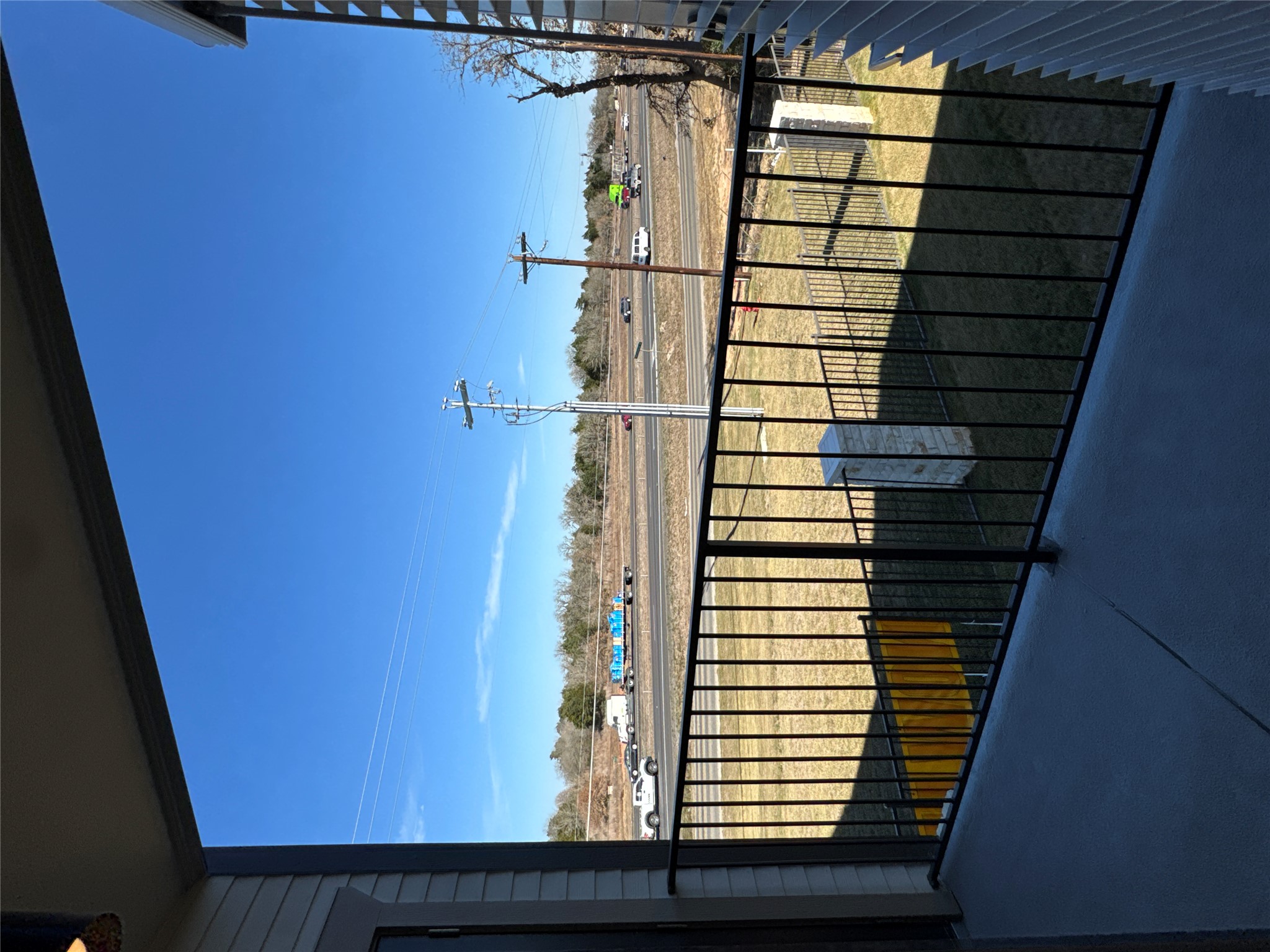 main property photo 11
