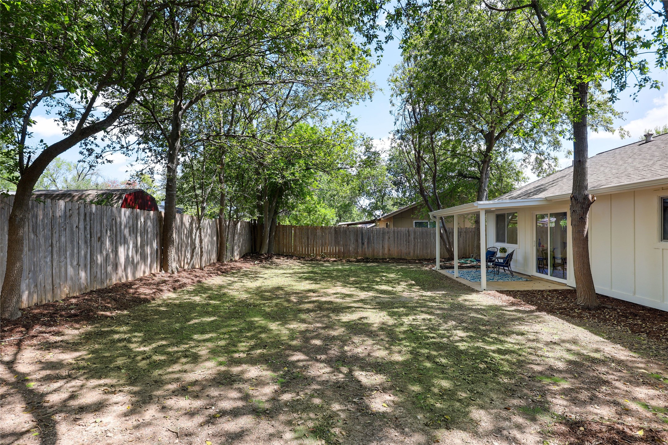 main property photo 29