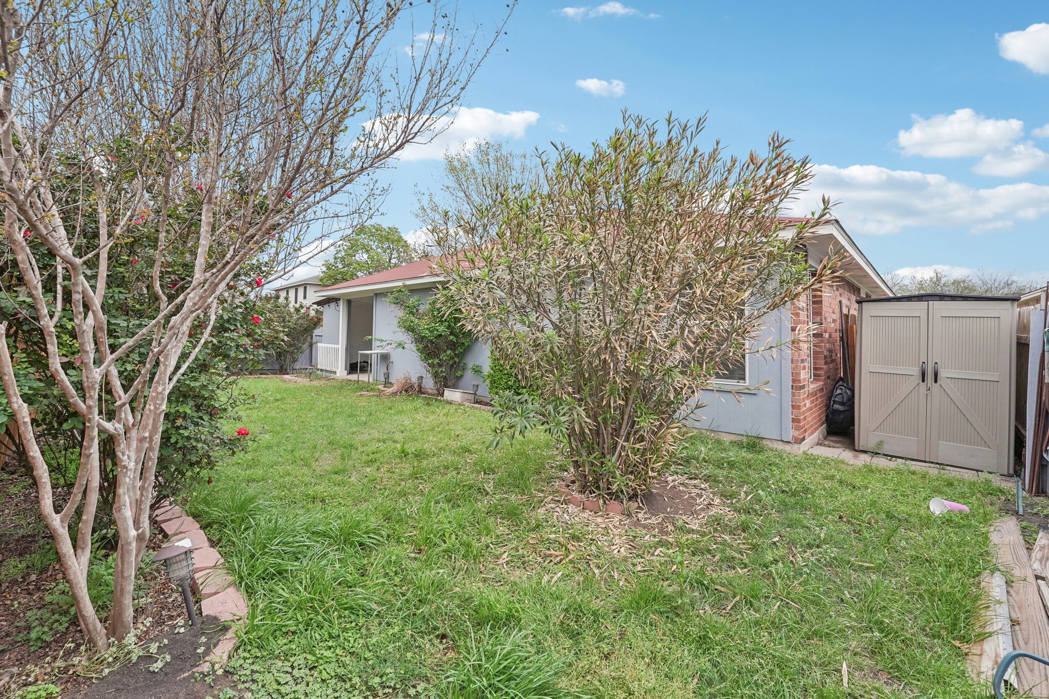 main property photo 20