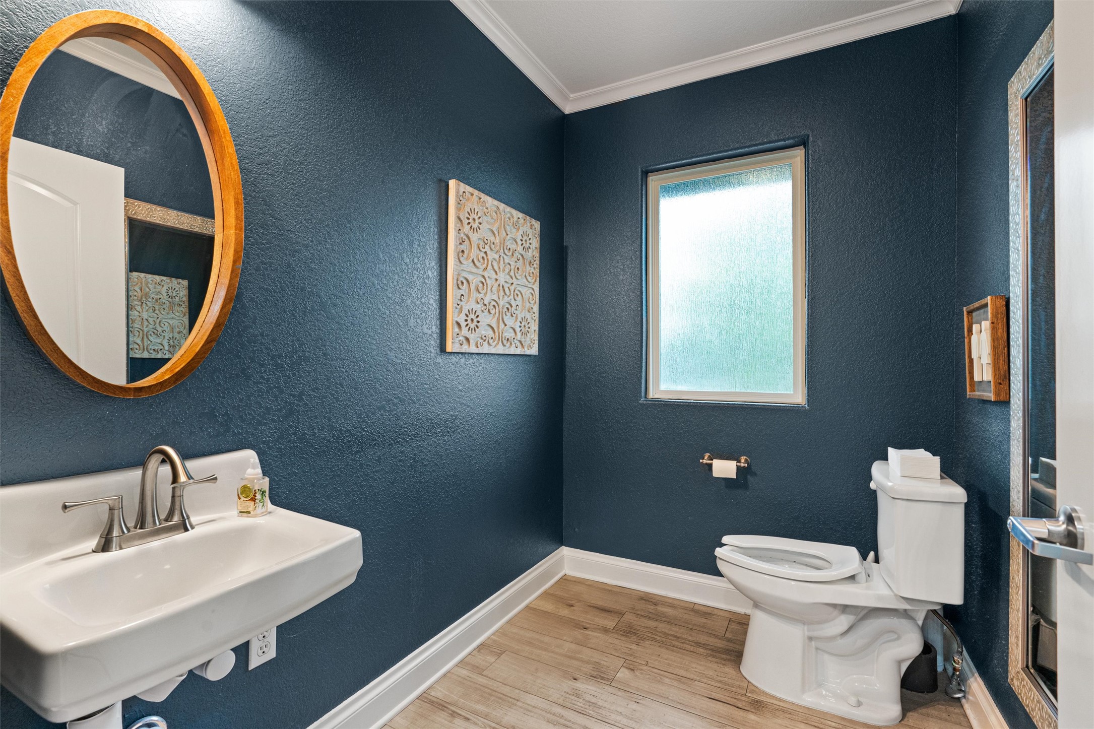 main property photo 12