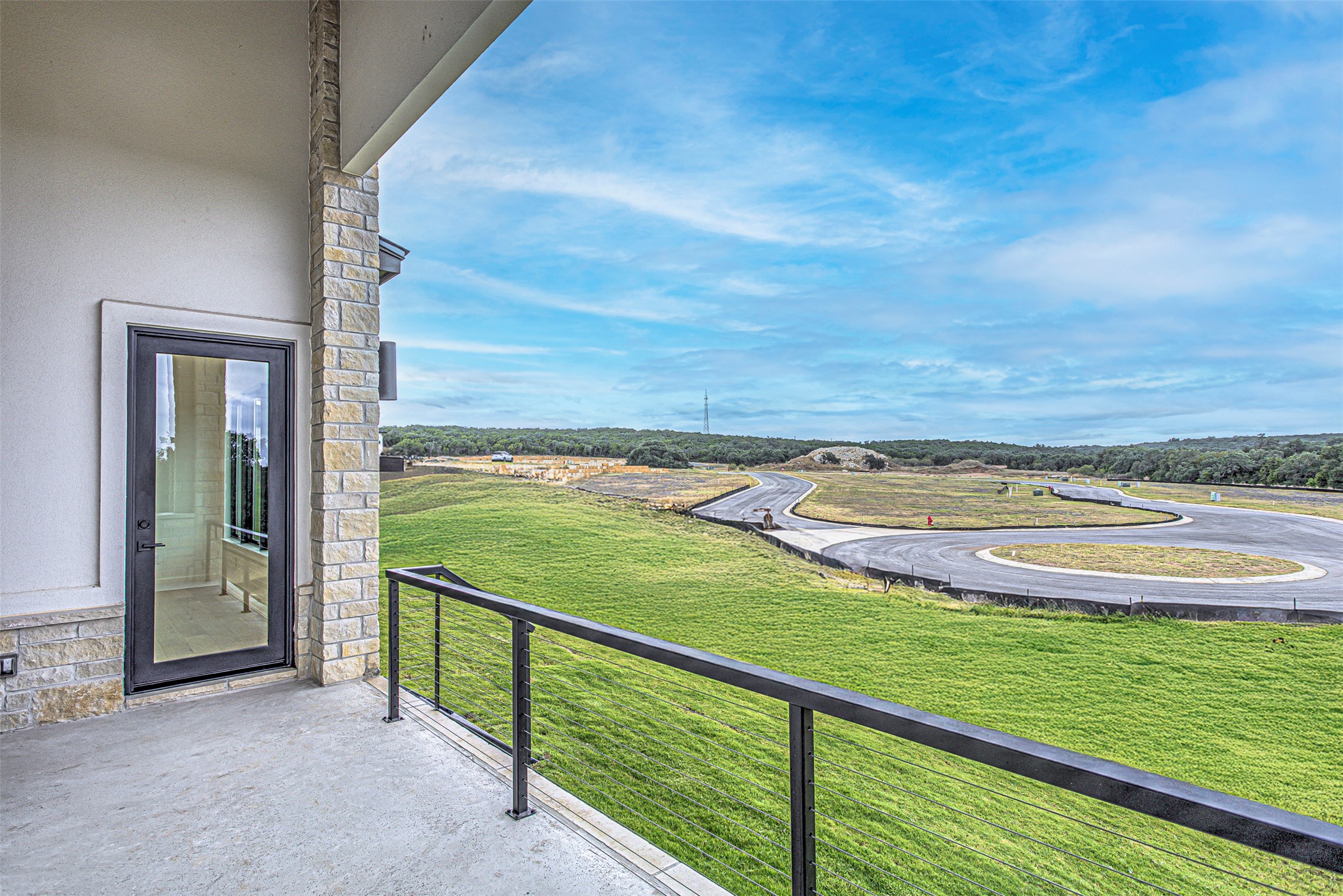 main property photo 33