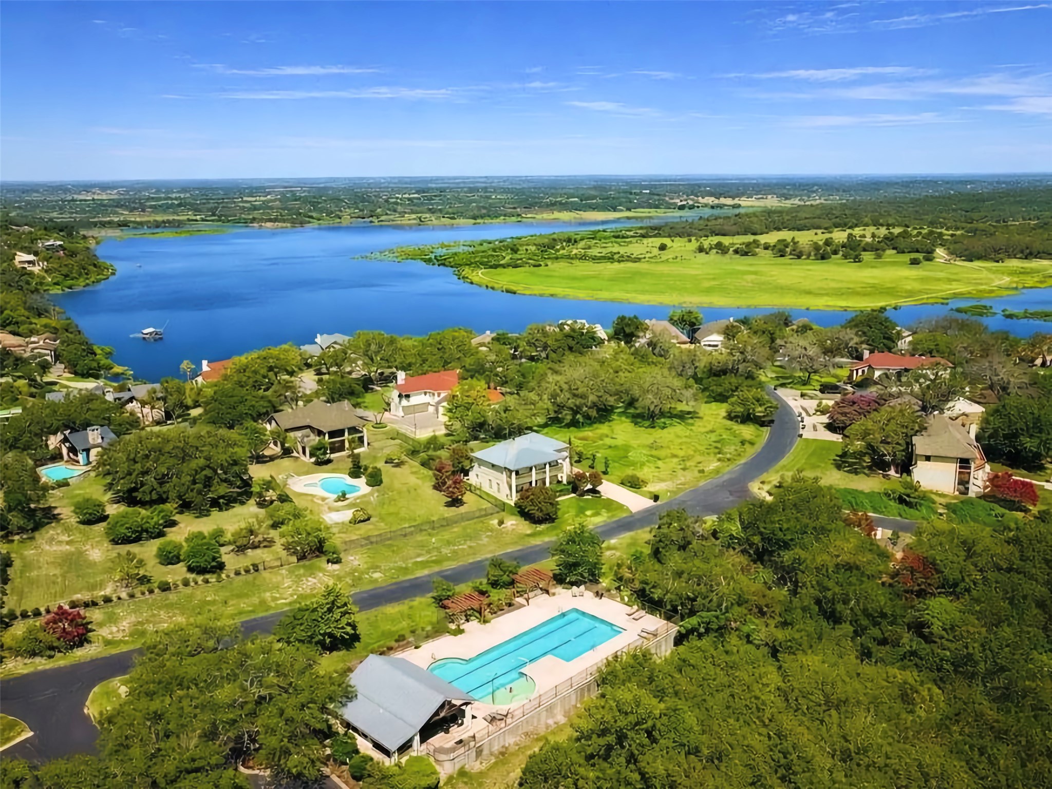 main property photo 21