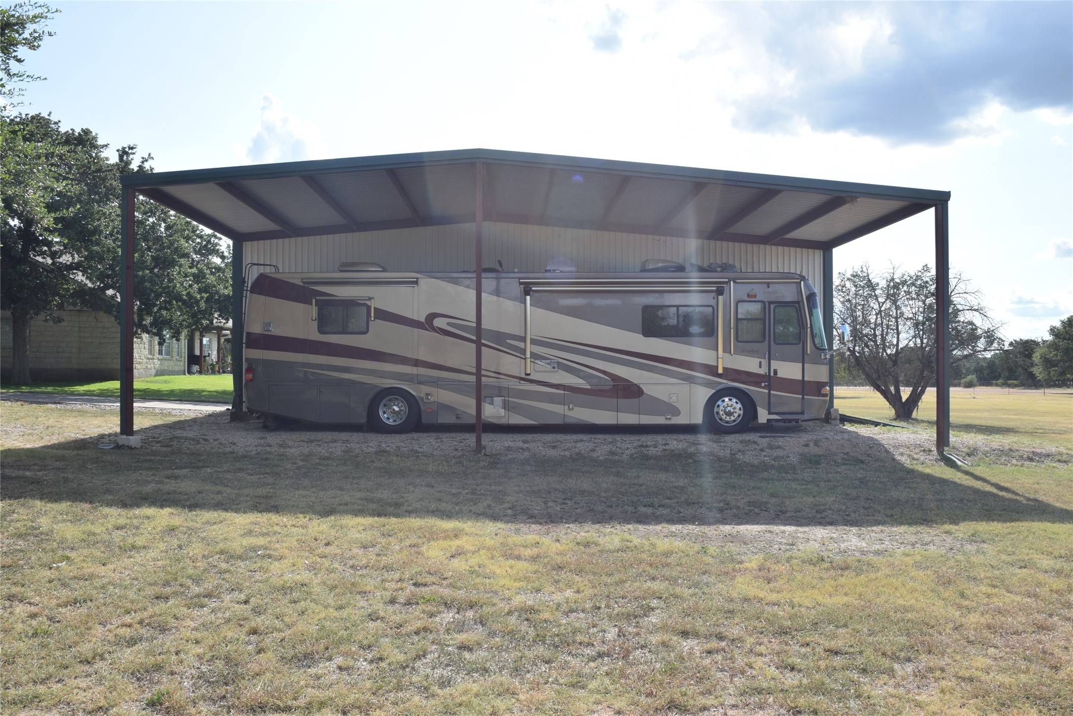 main property photo 21