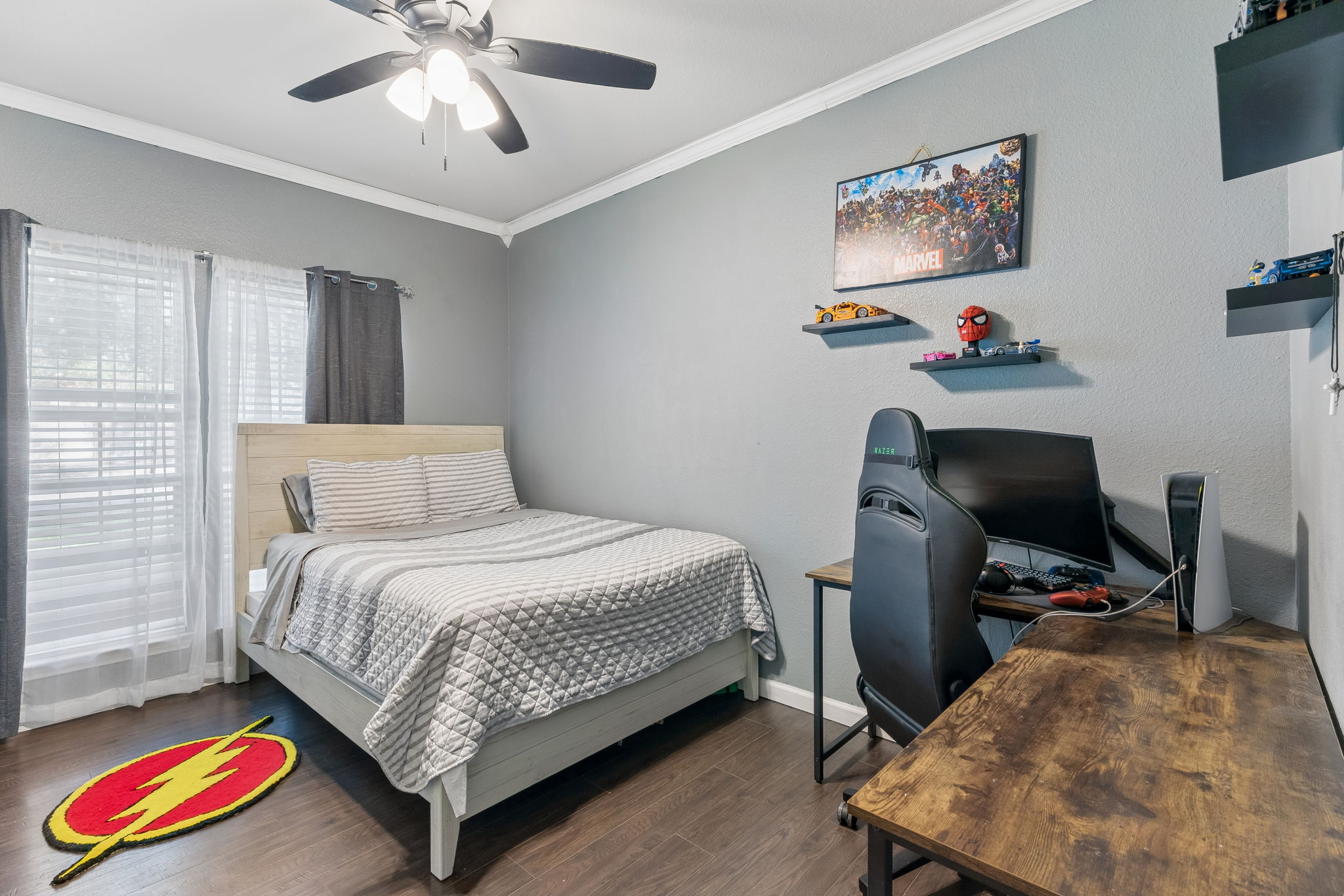 main property photo 29