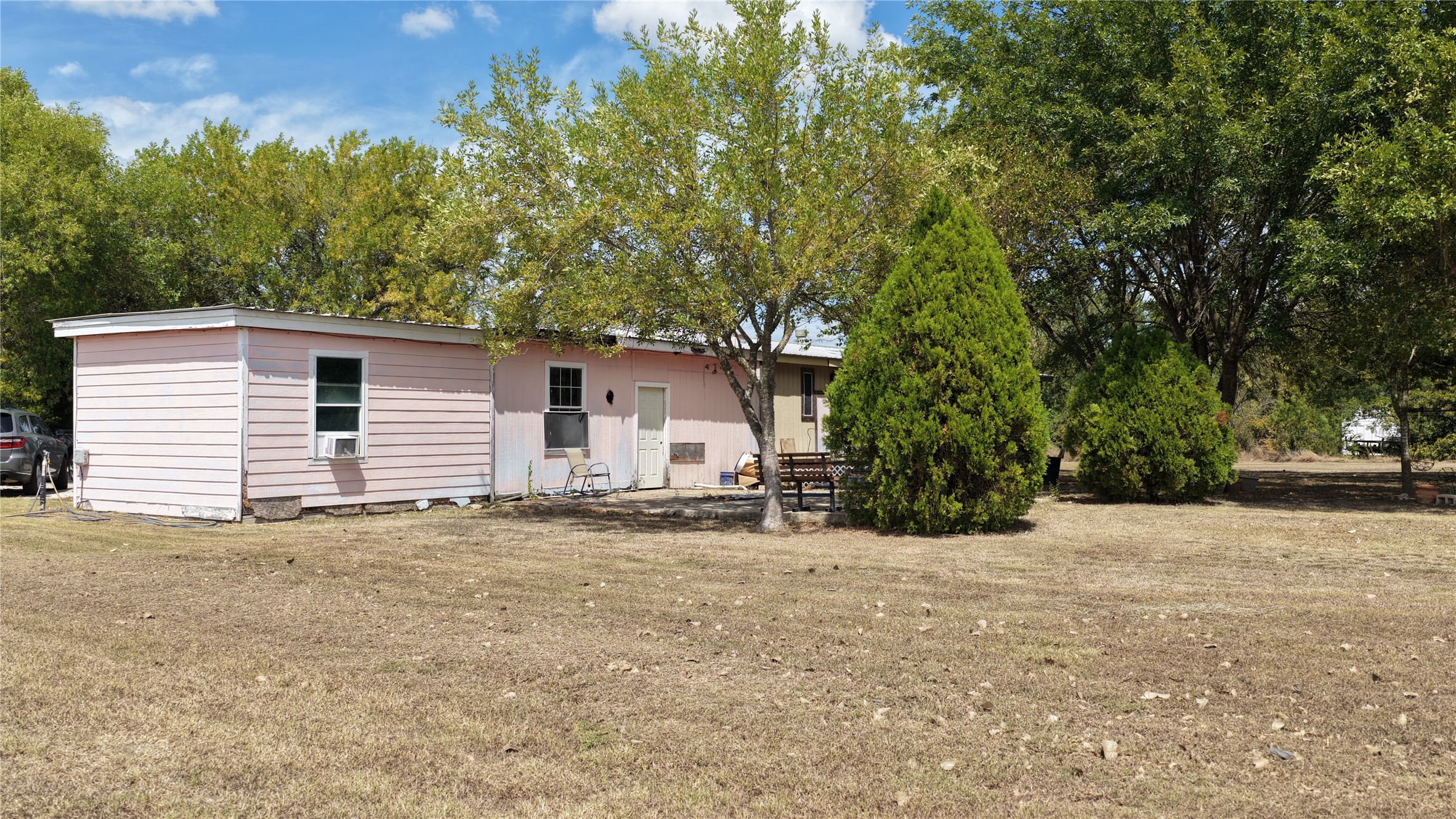 main property photo 5