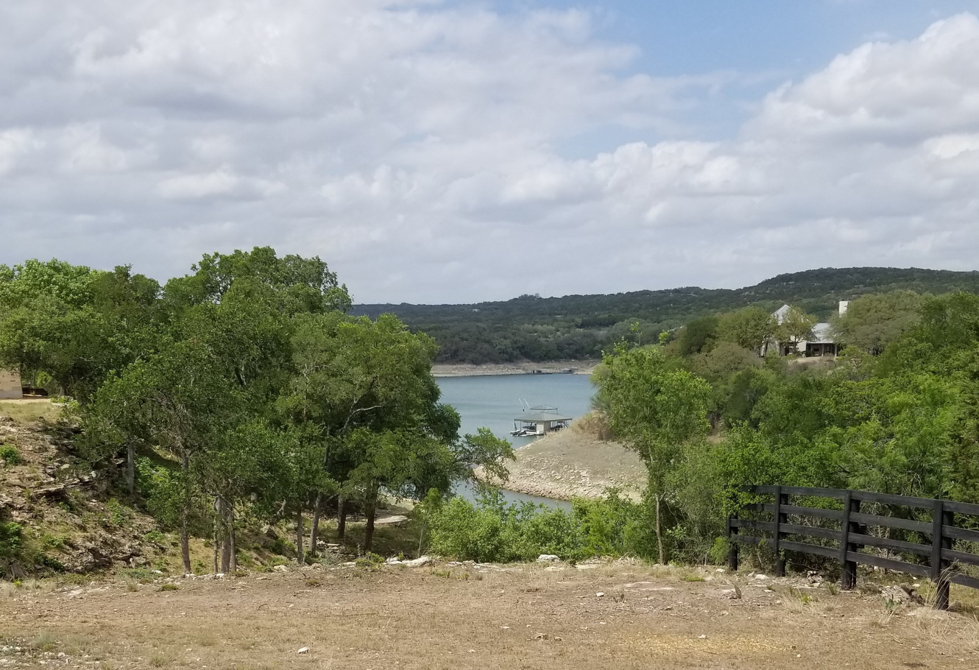 main property photo 3