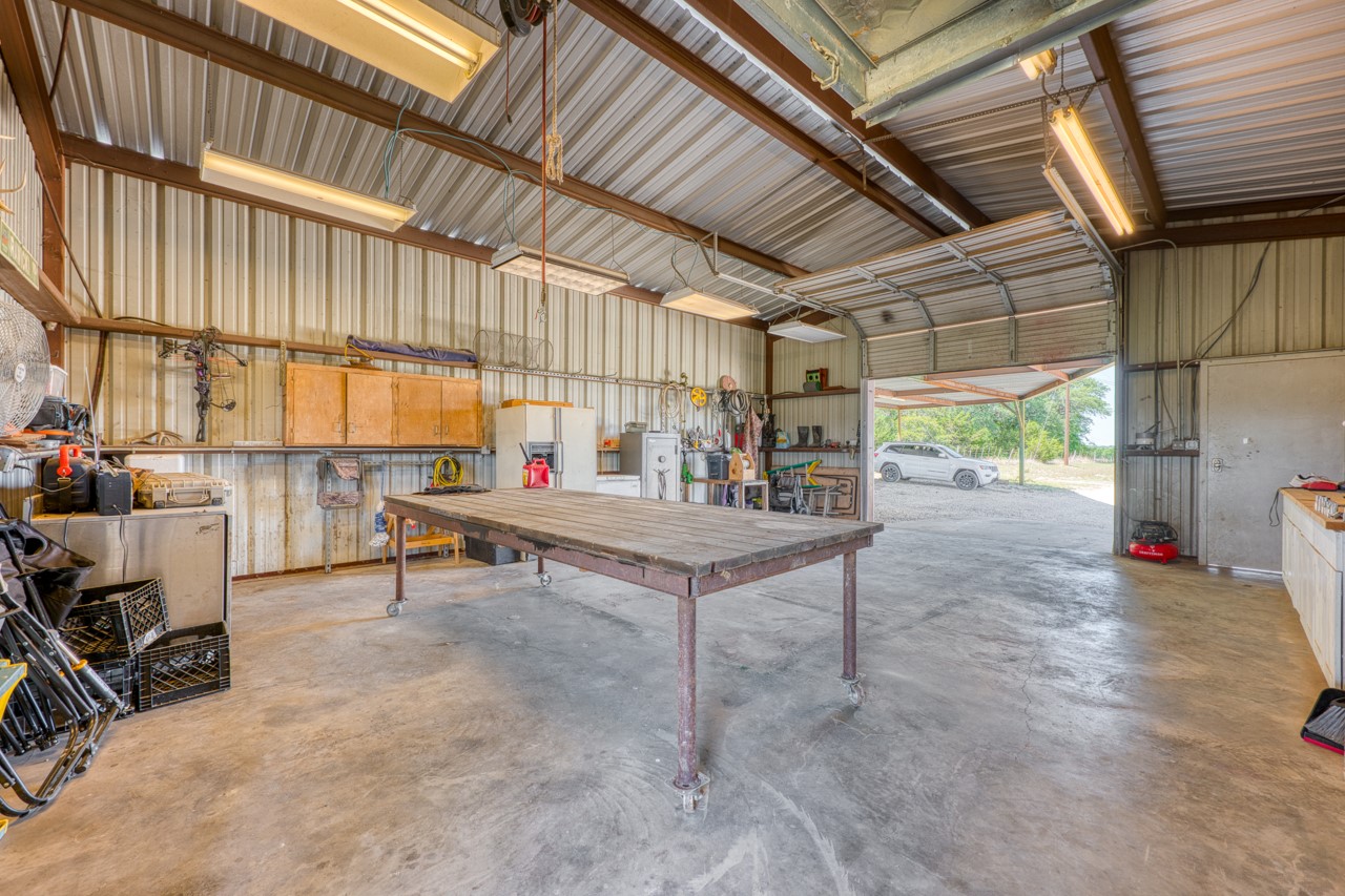 main property photo 29