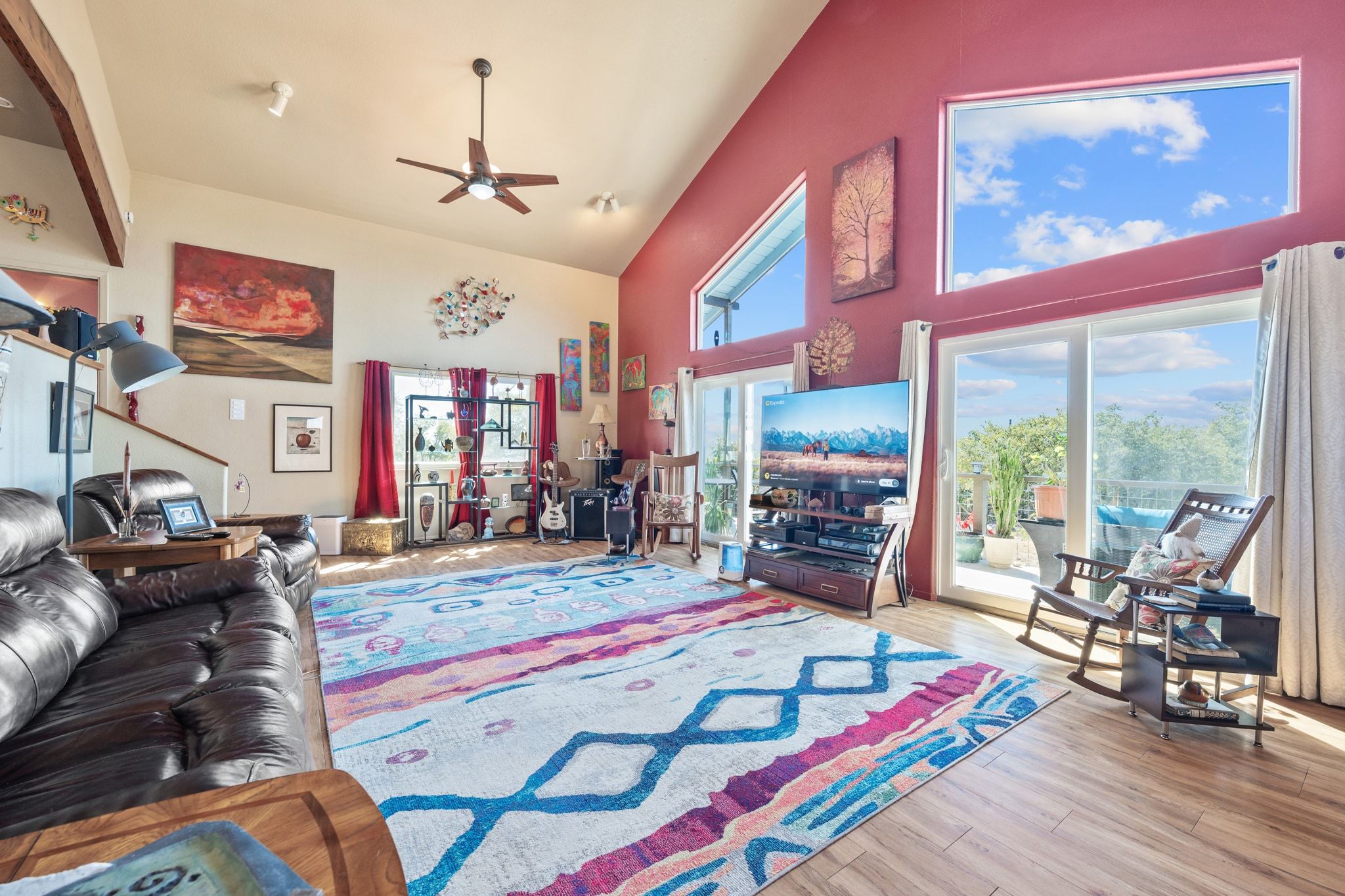 main property photo 18
