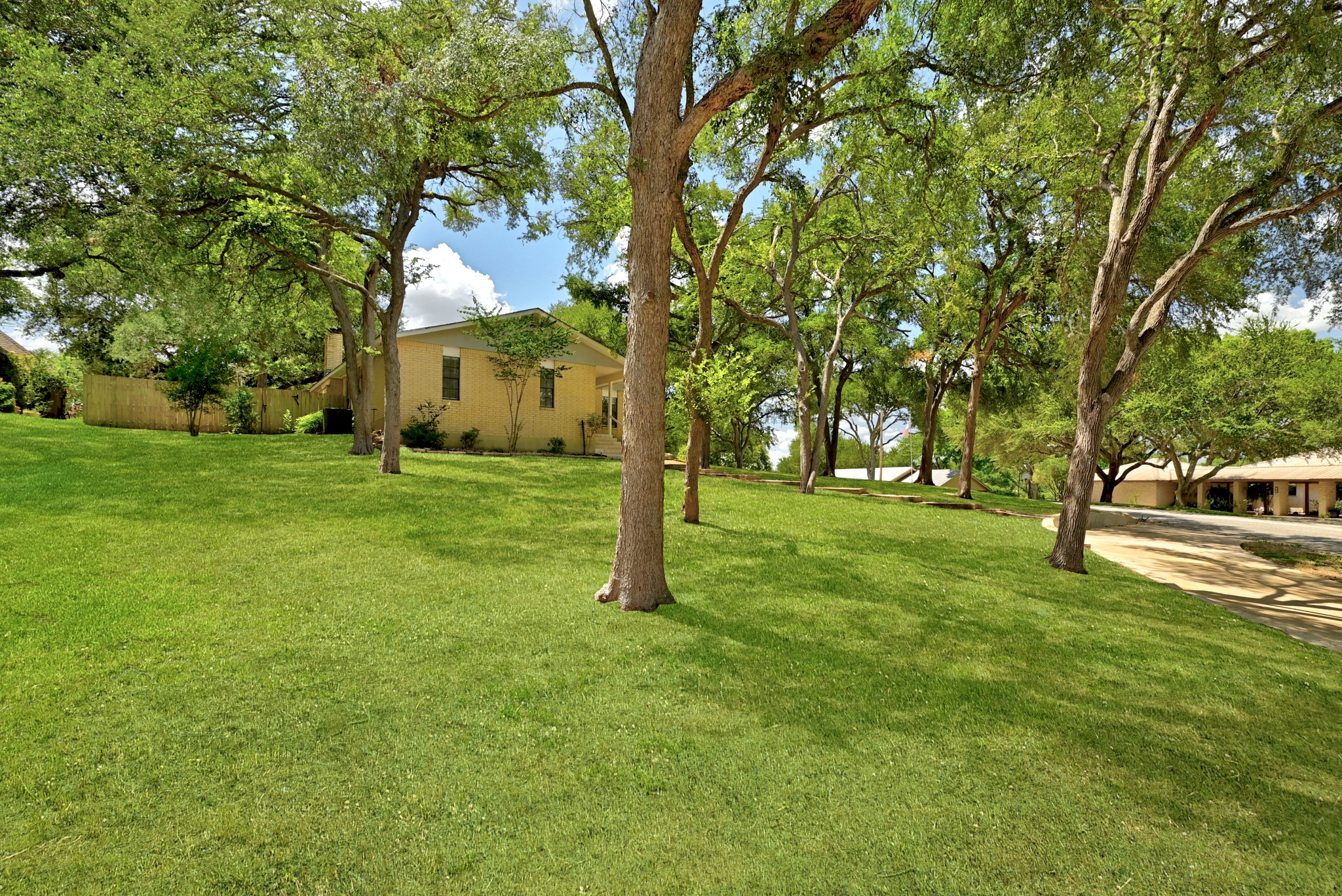 main property photo 35