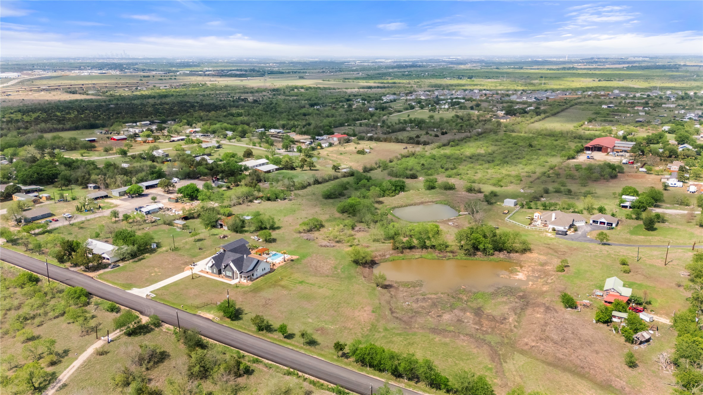 main property photo 12
