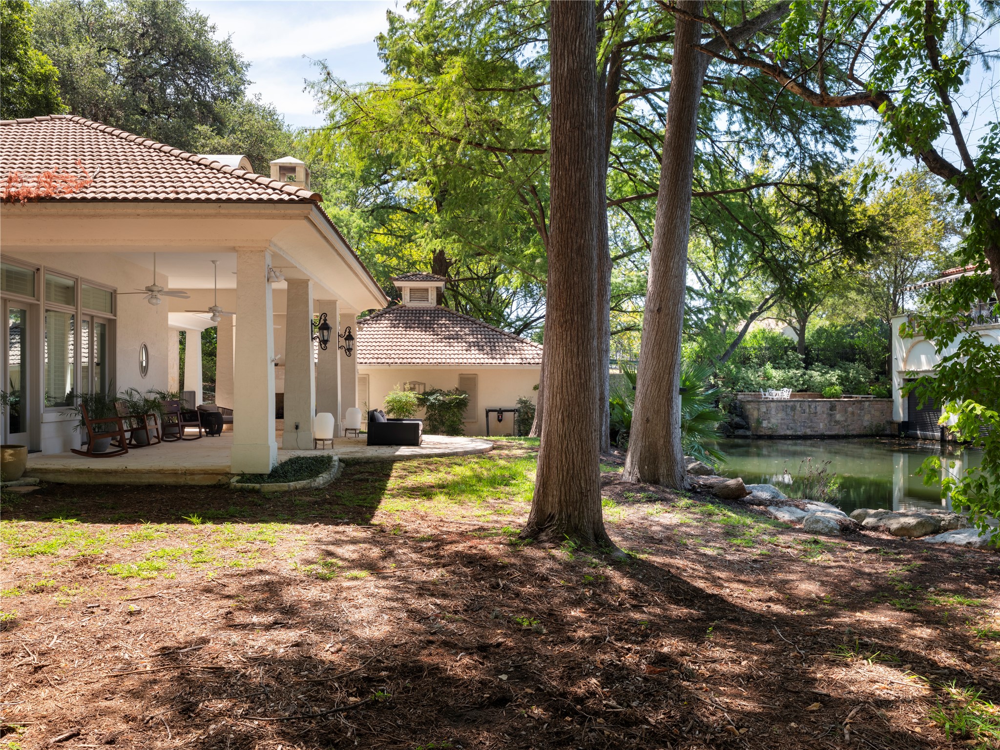 main property photo 32