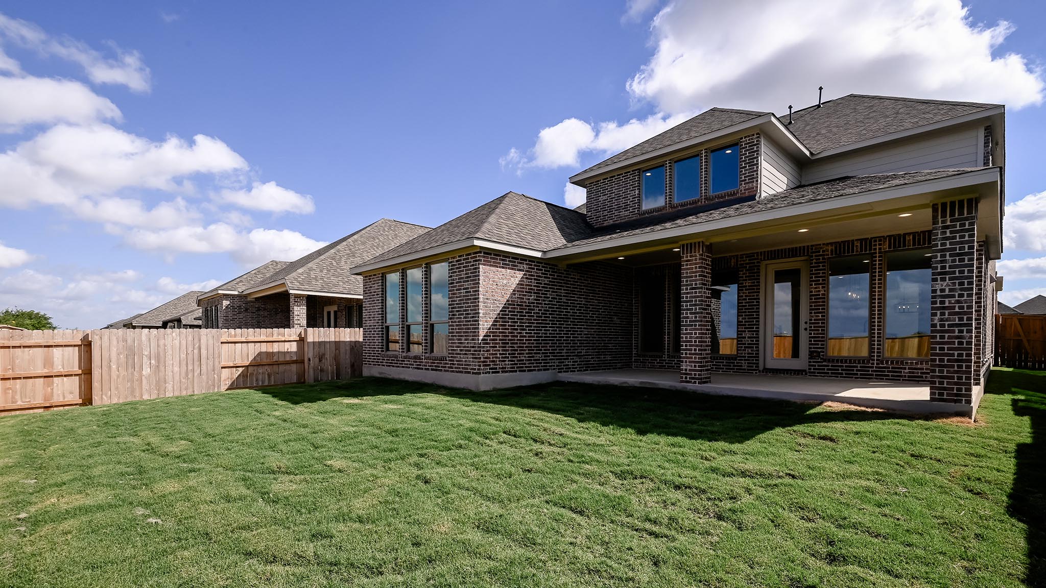 main property photo 22