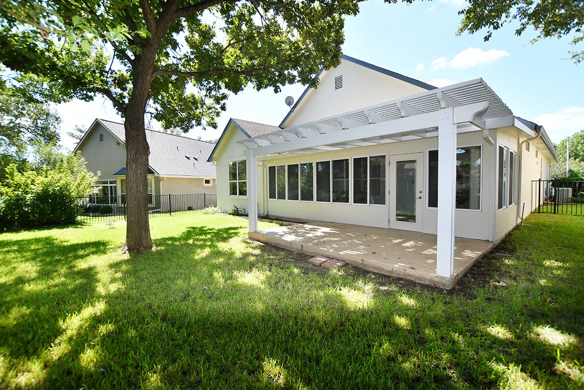 main property photo 25