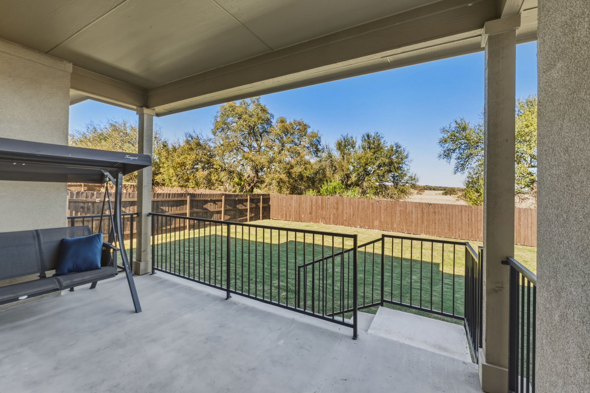 main property photo 20