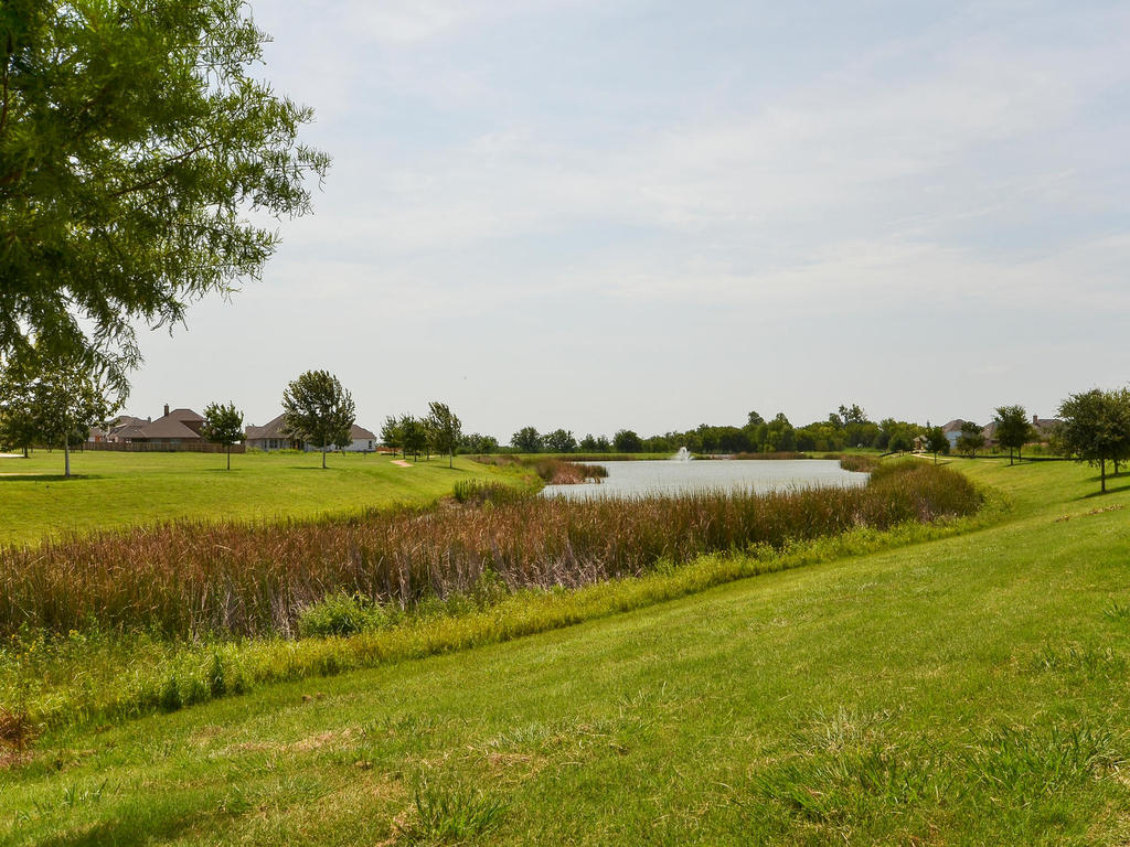 main property photo 29