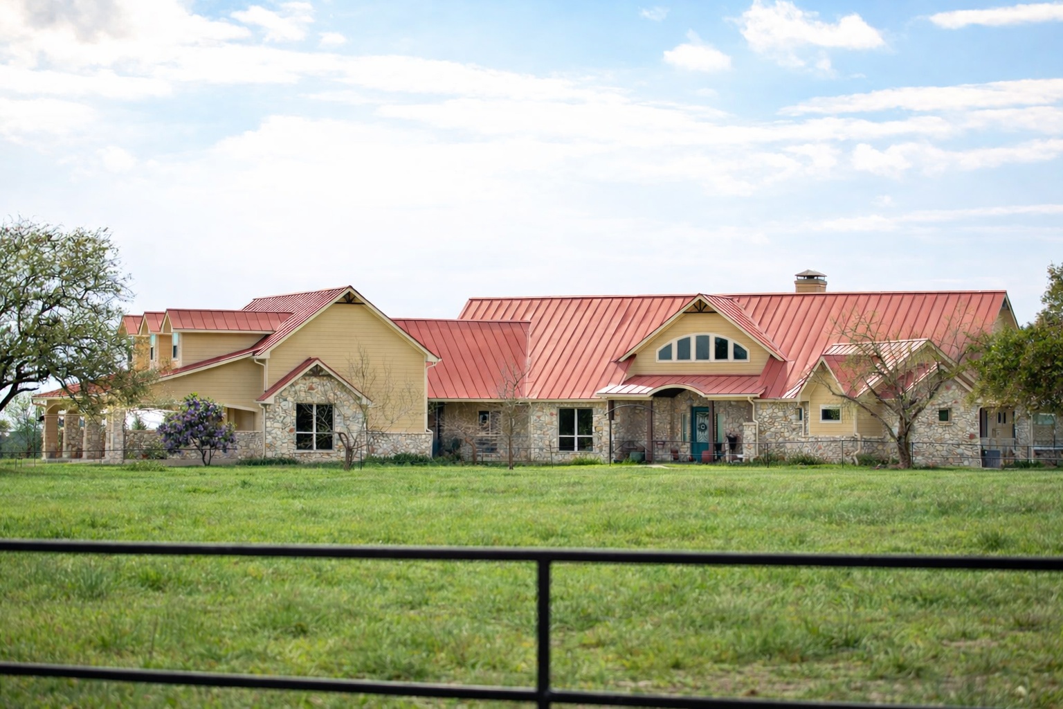 main property photo 1