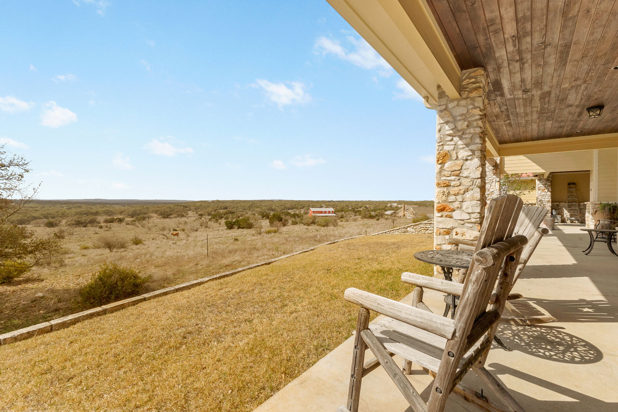 main property photo 22