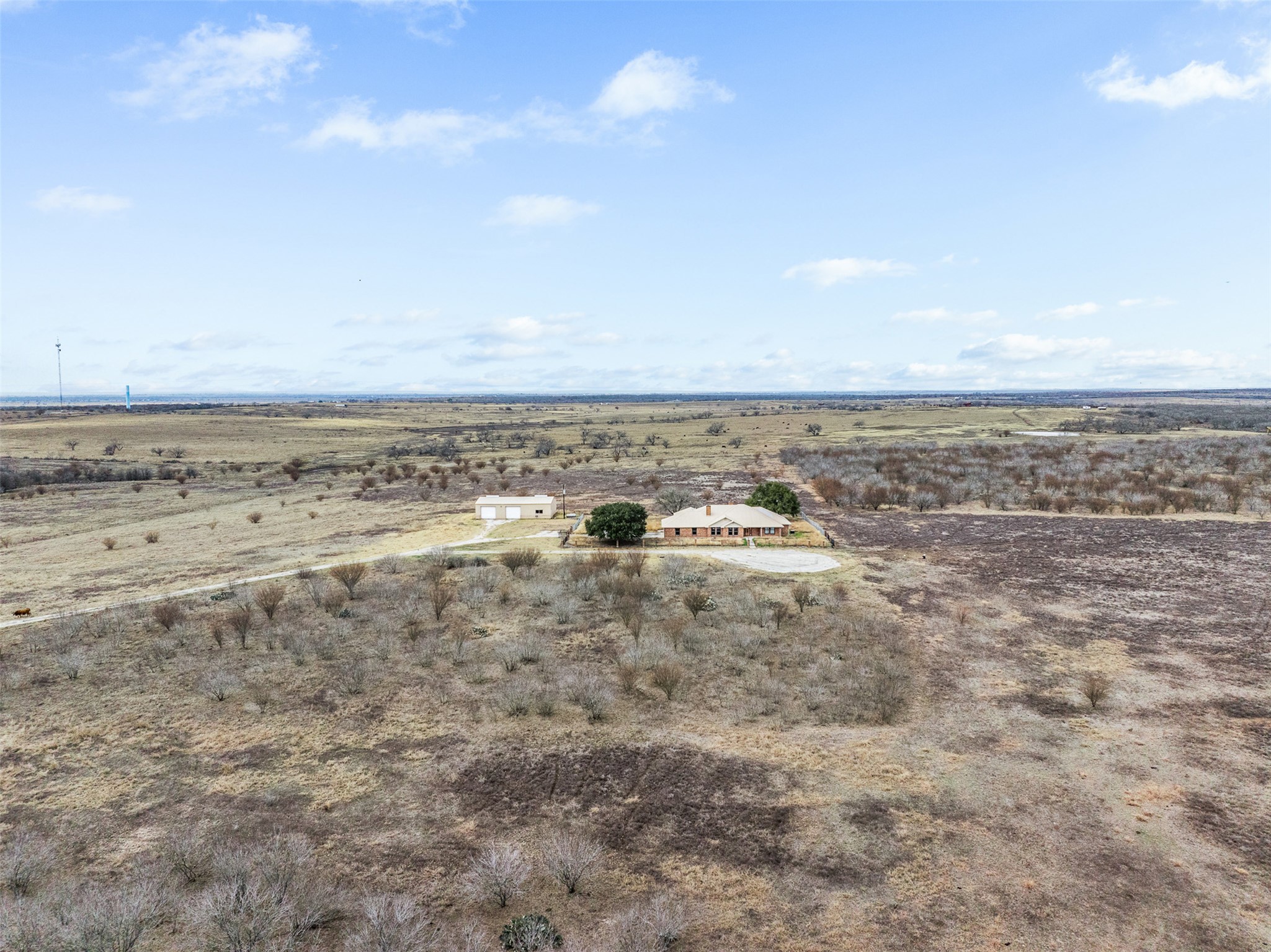 main property photo 23