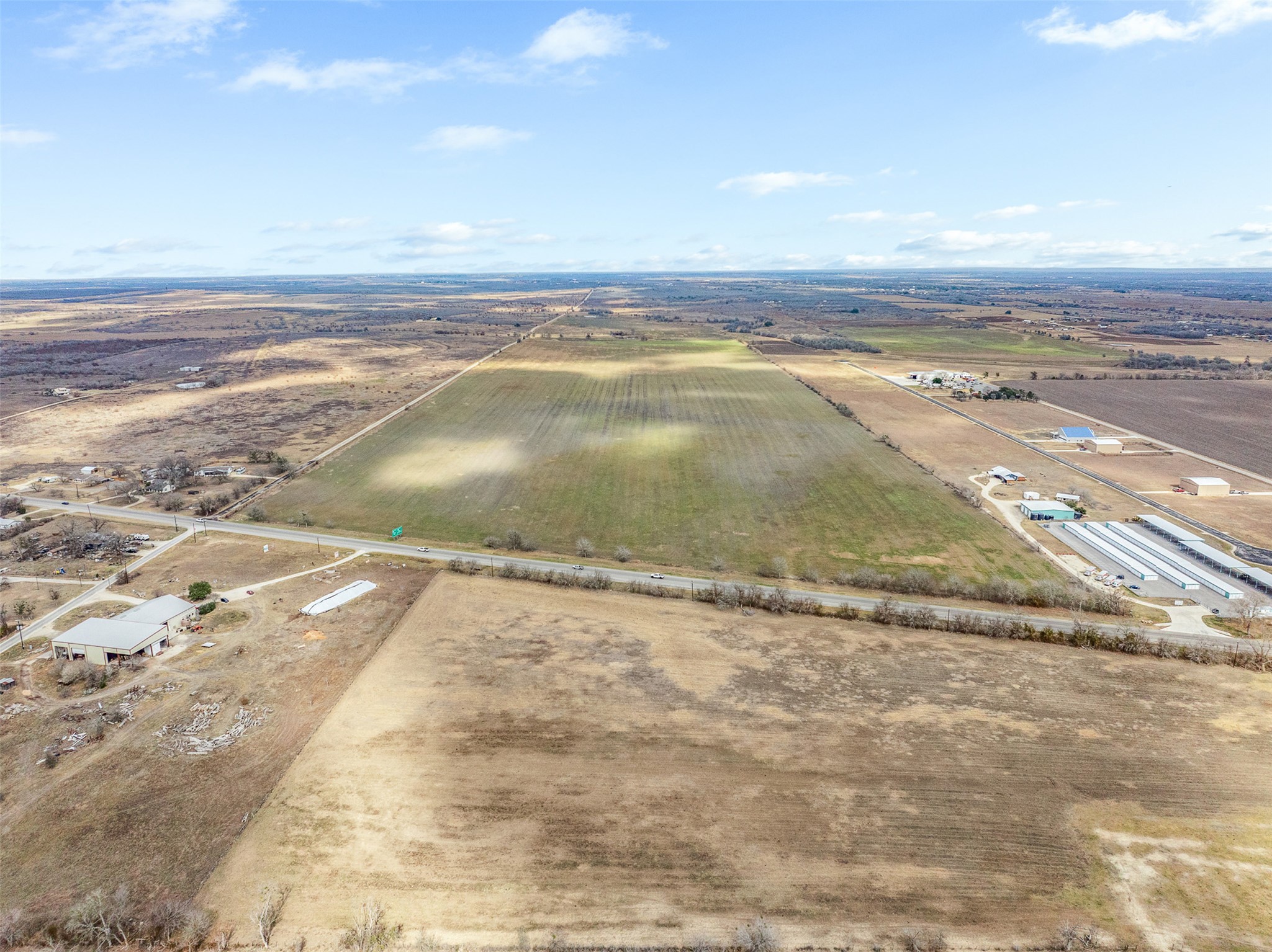 main property photo 28