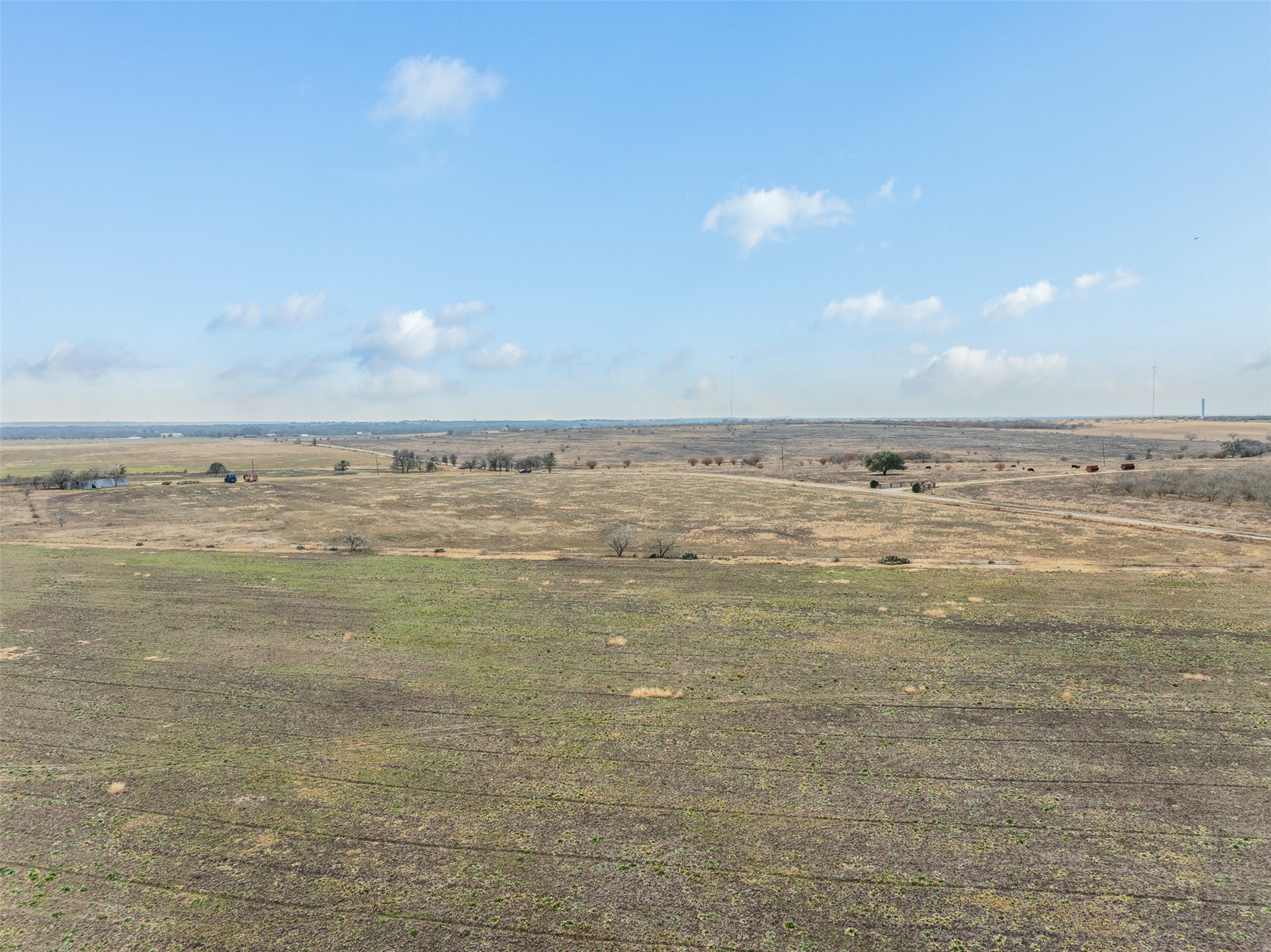 main property photo 37