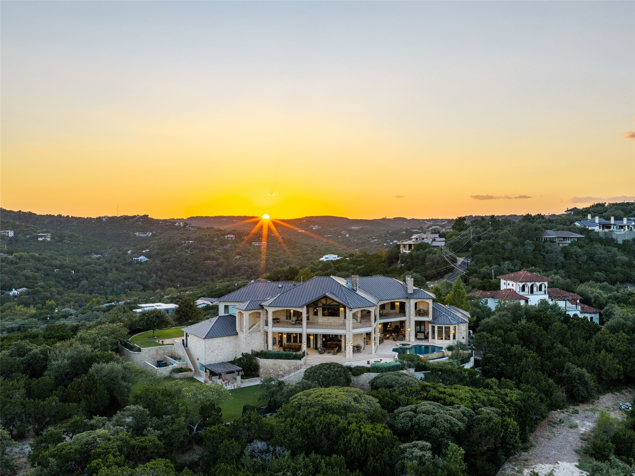 main property photo 37