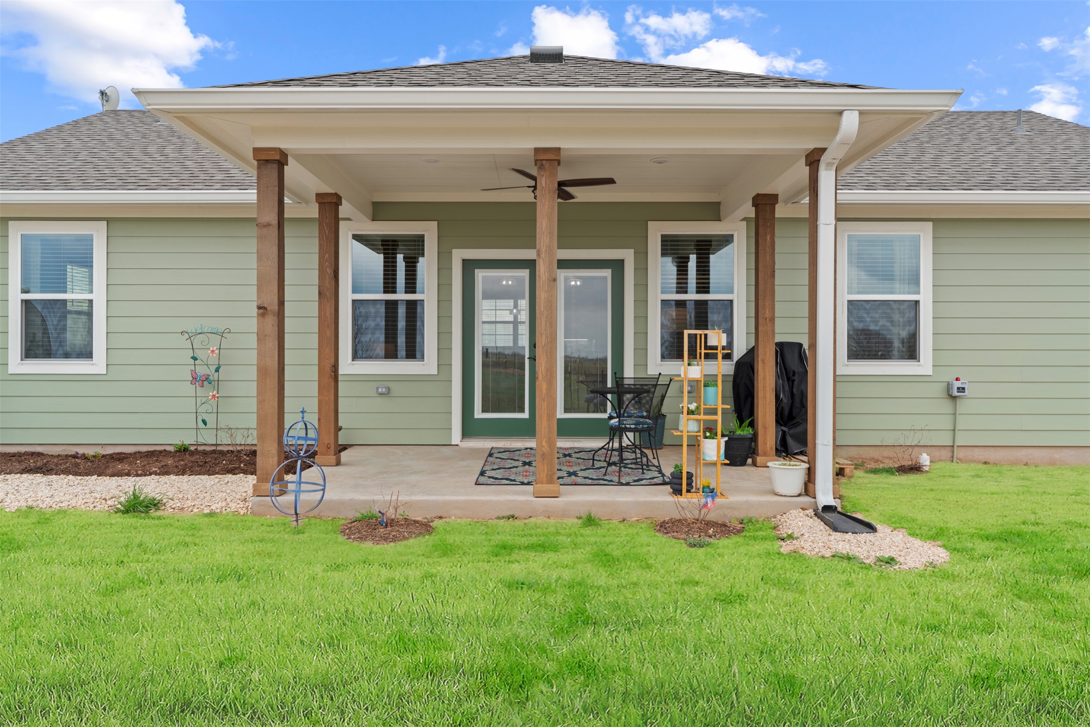 main property photo 26