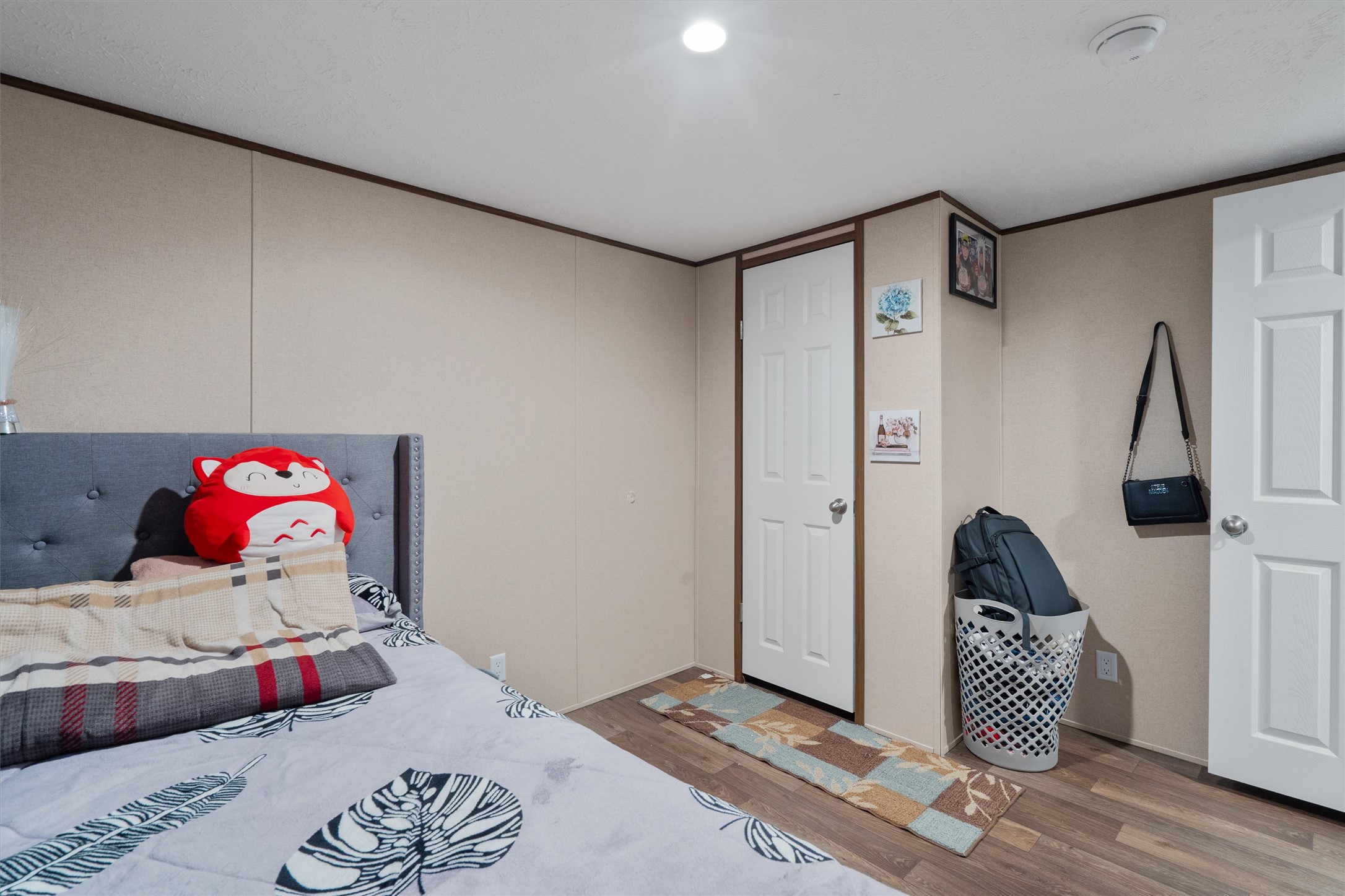 main property photo 19