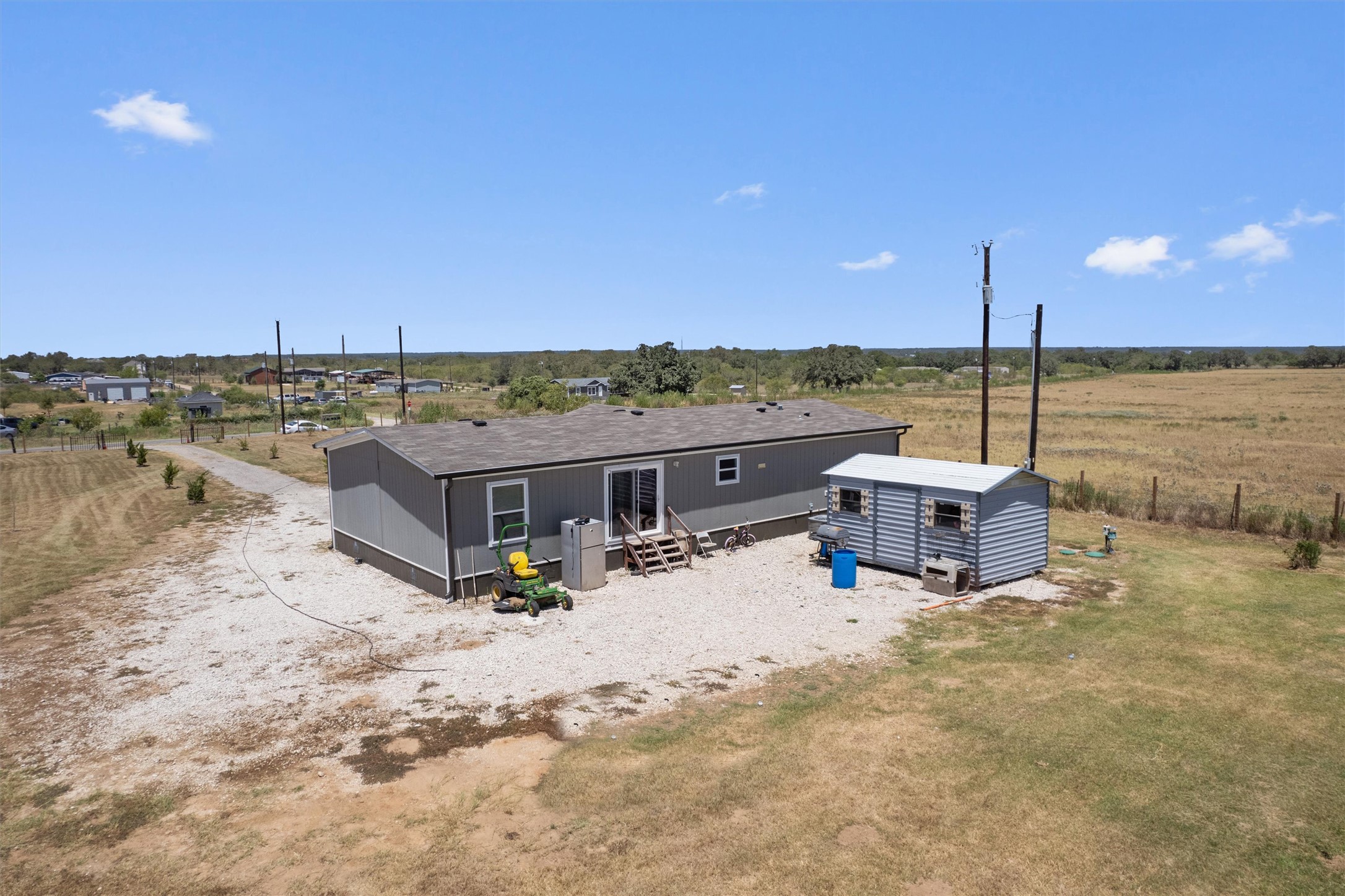 main property photo 5