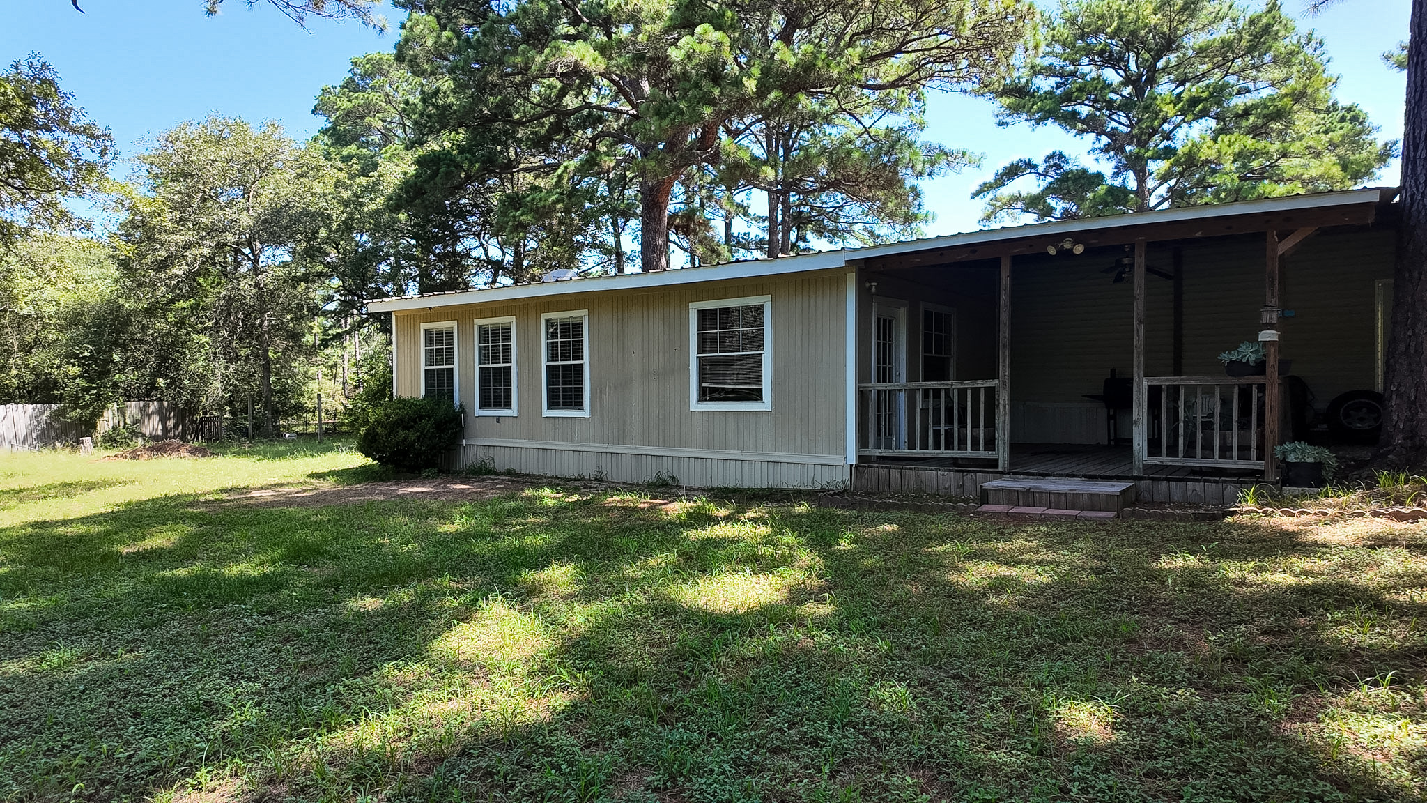 main property photo 22