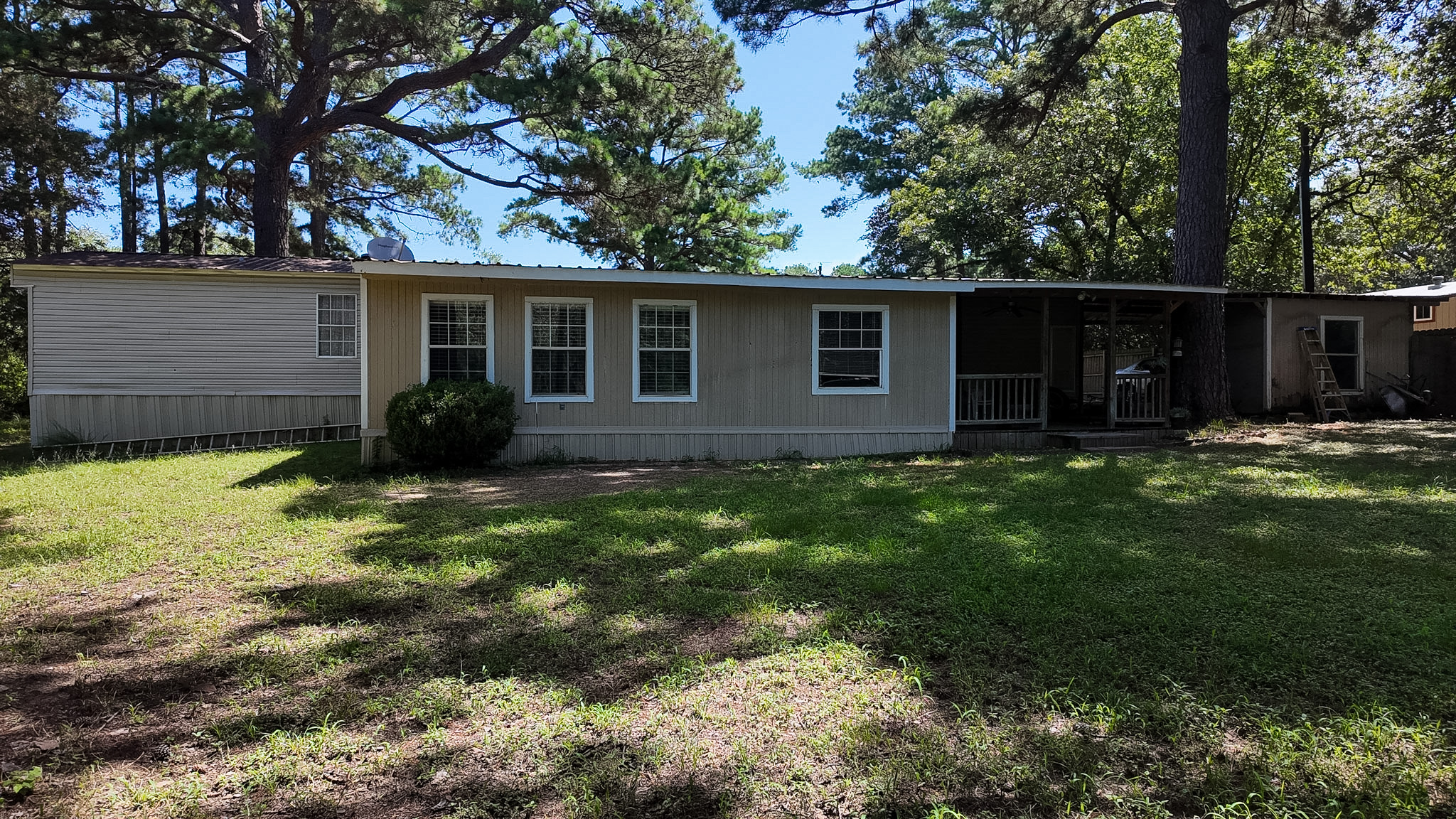main property photo 23