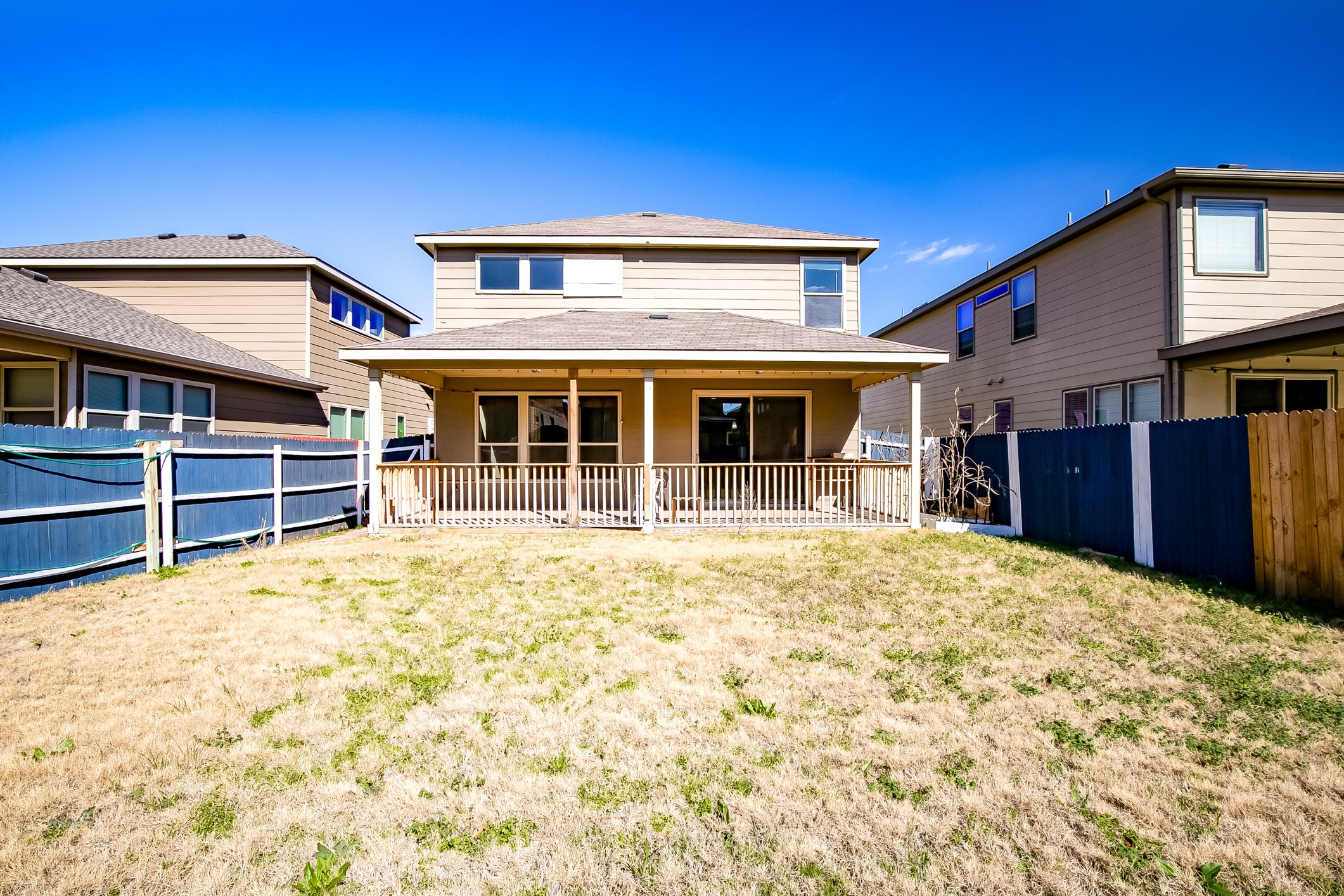 main property photo 25