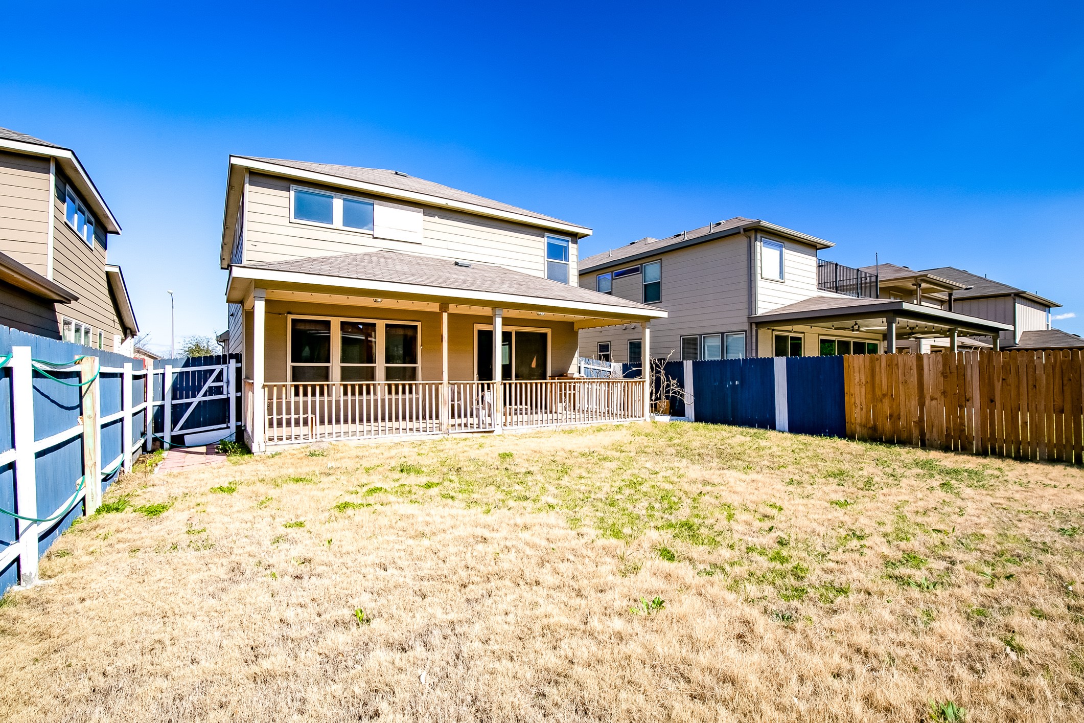 main property photo 27
