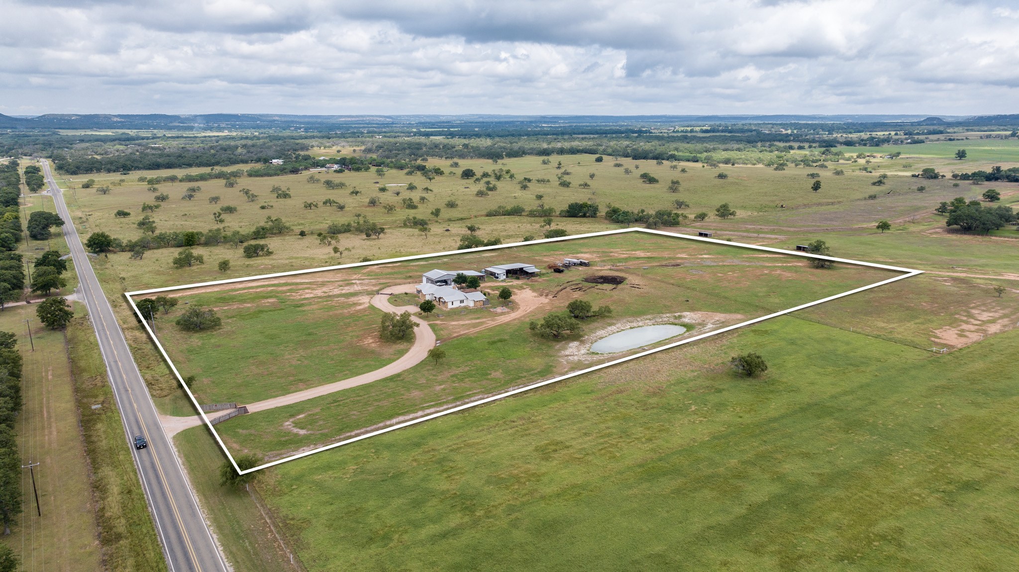 main property photo 39