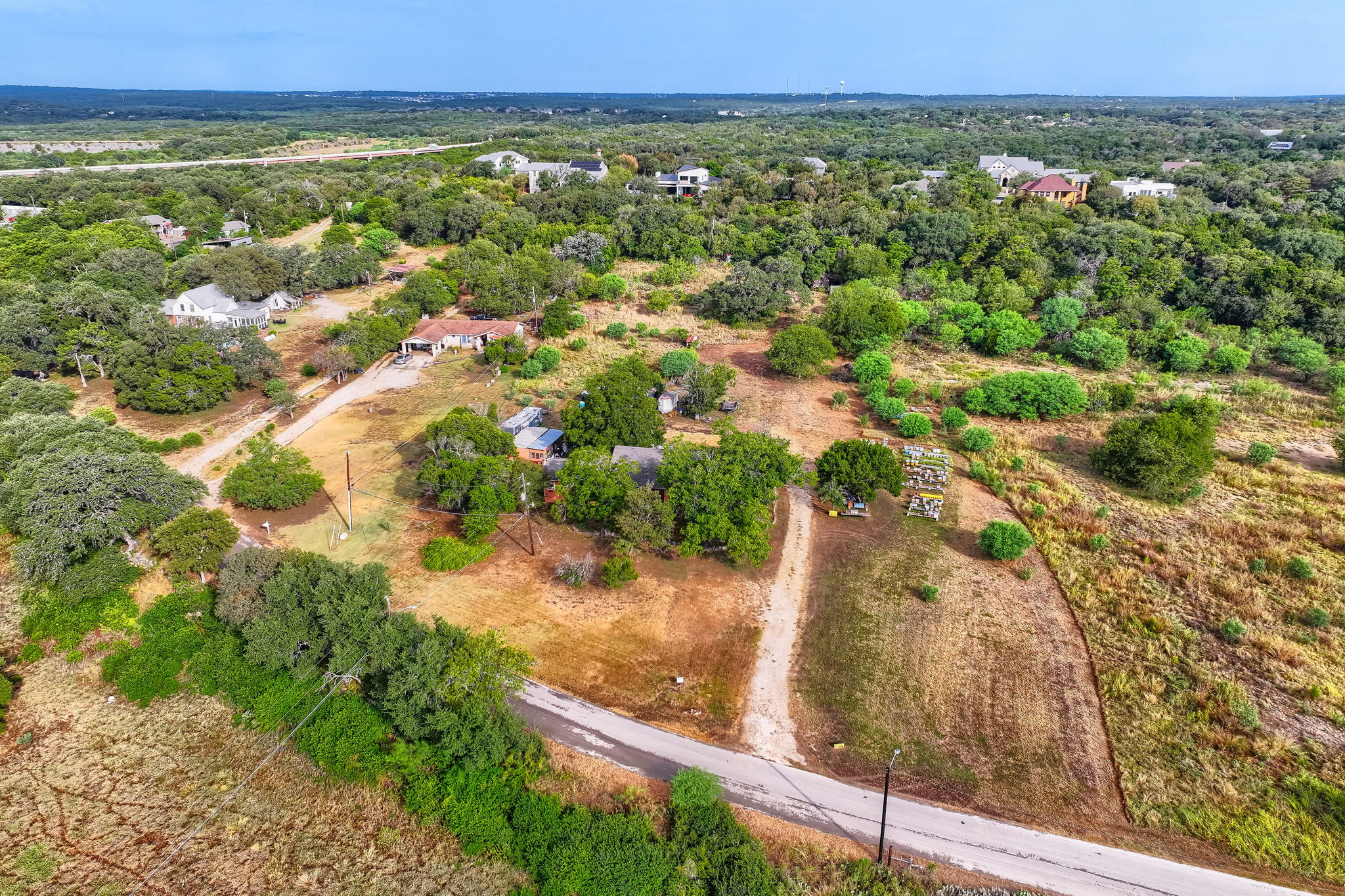 main property photo 10
