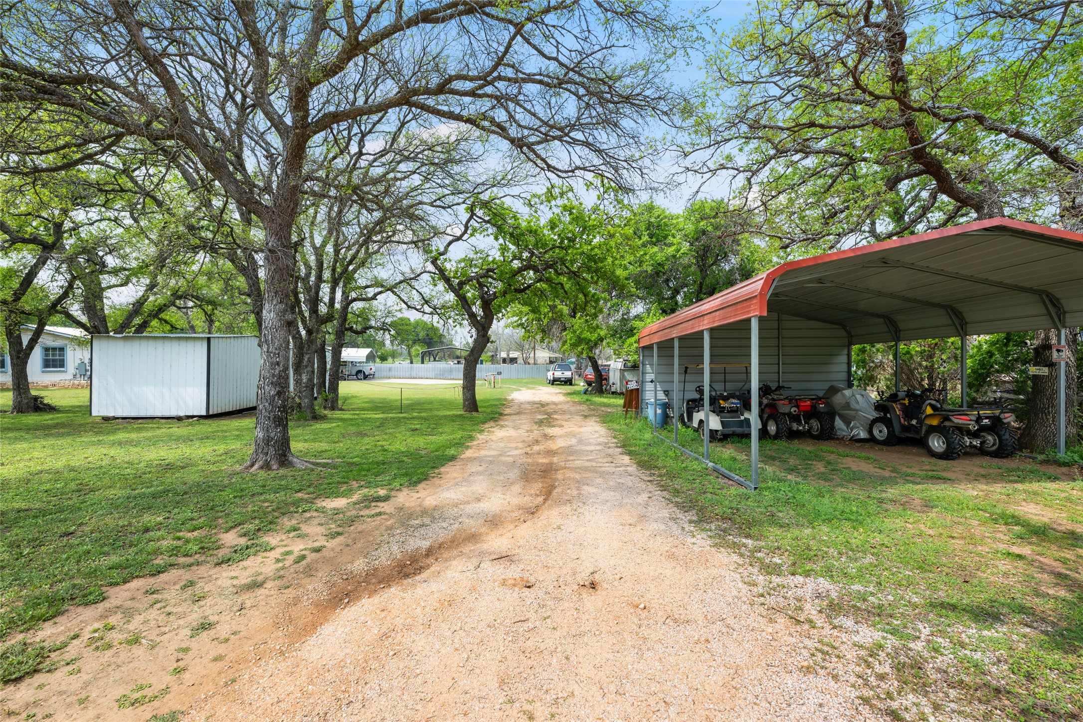 main property photo 15