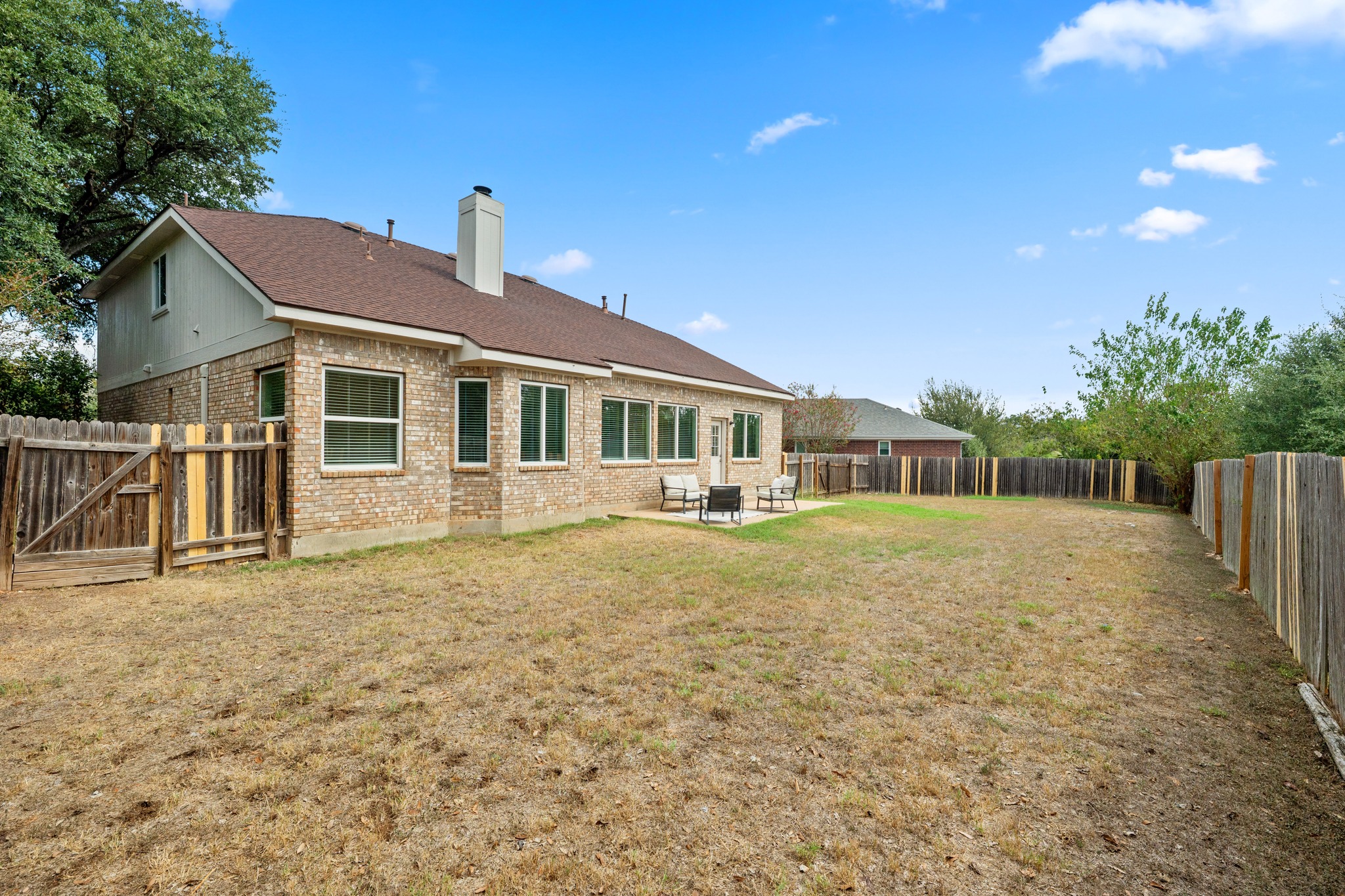 main property photo 38