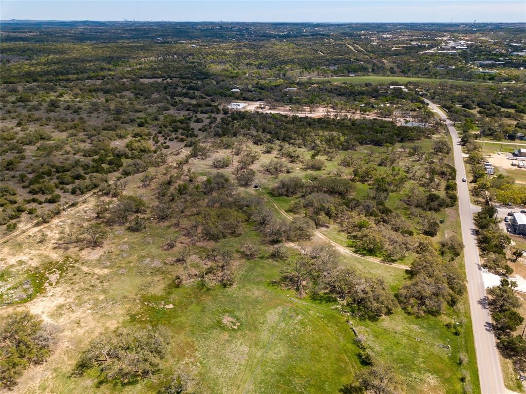 main property photo 10