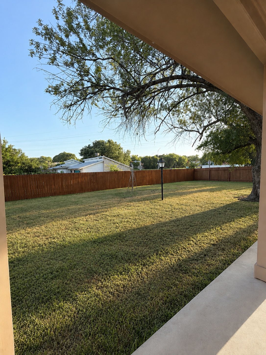 main property photo 25