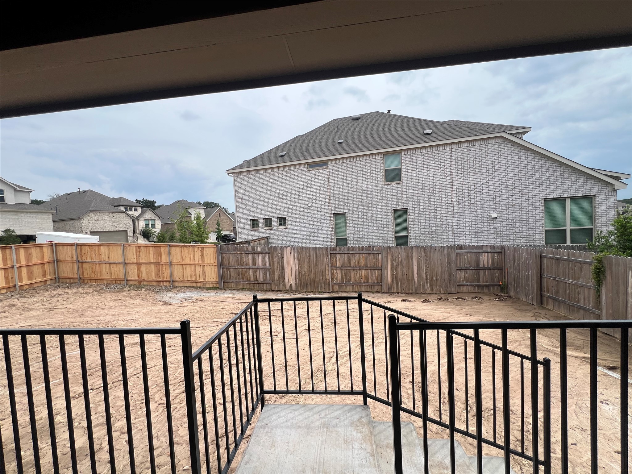 main property photo 14
