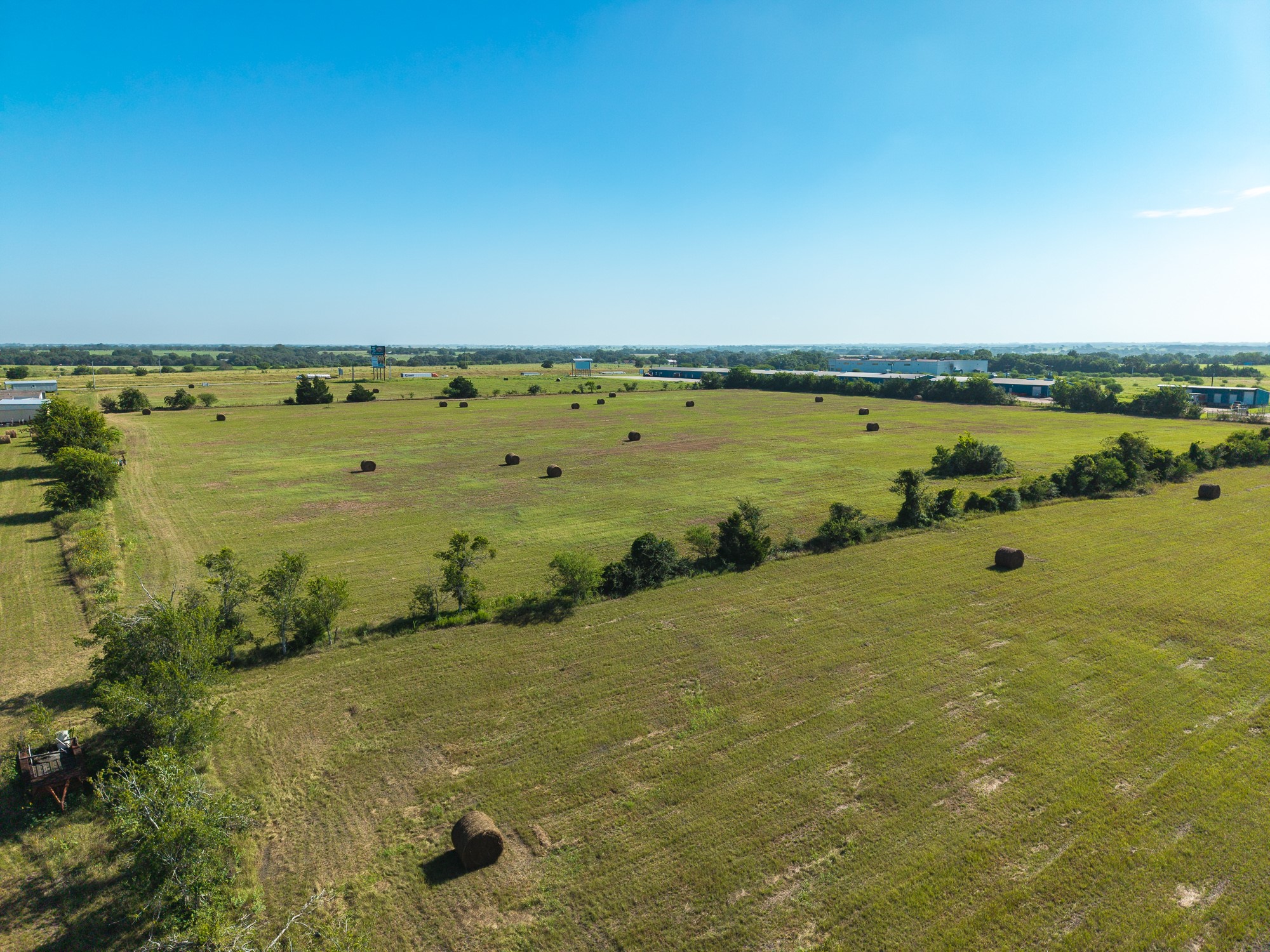 main property photo 10