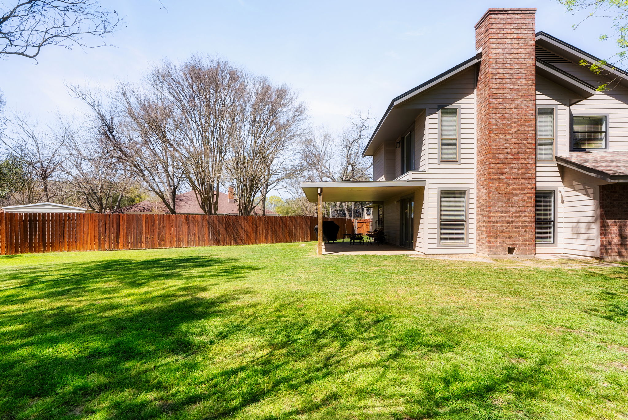 main property photo 7