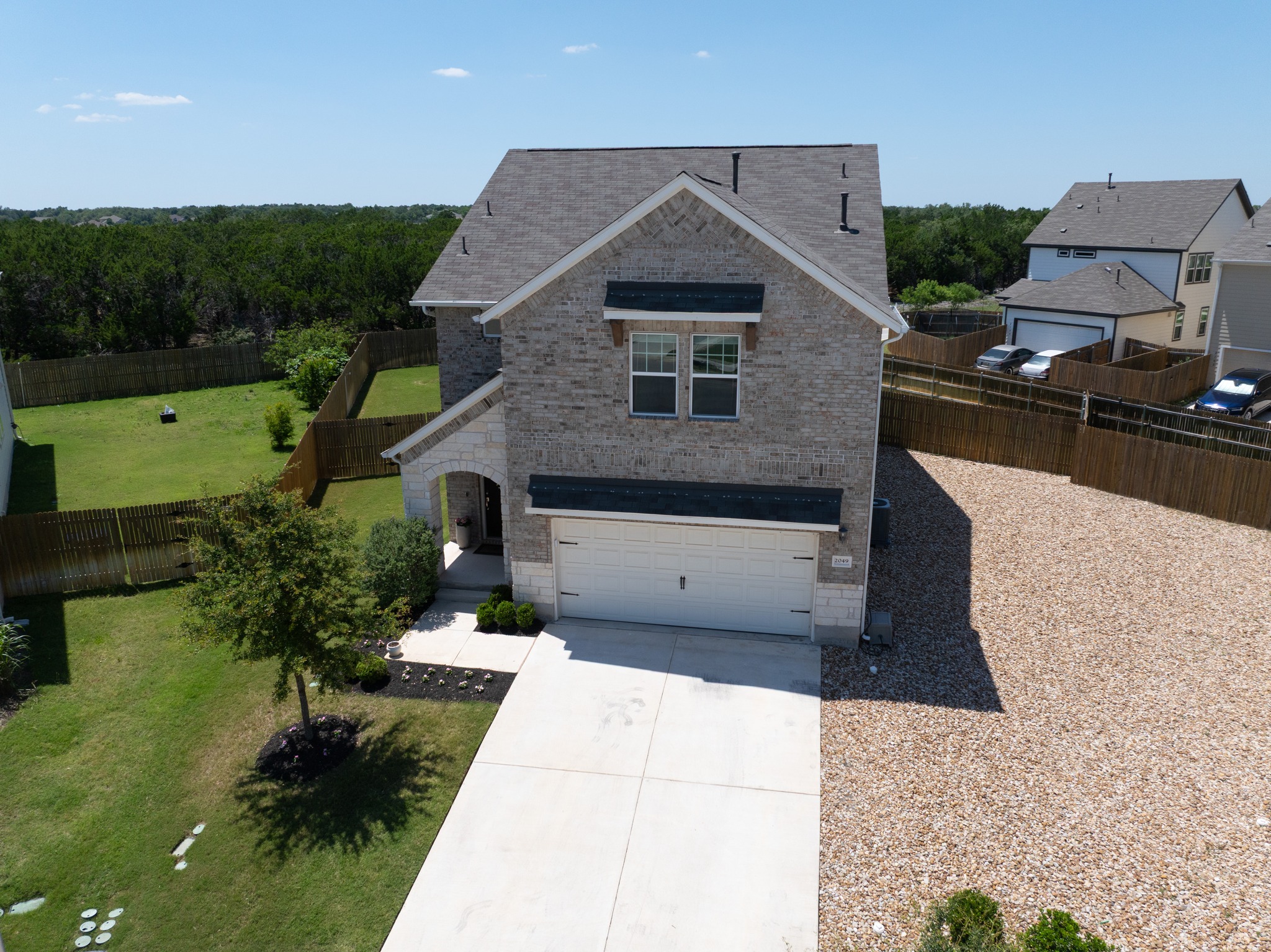 main property photo 31