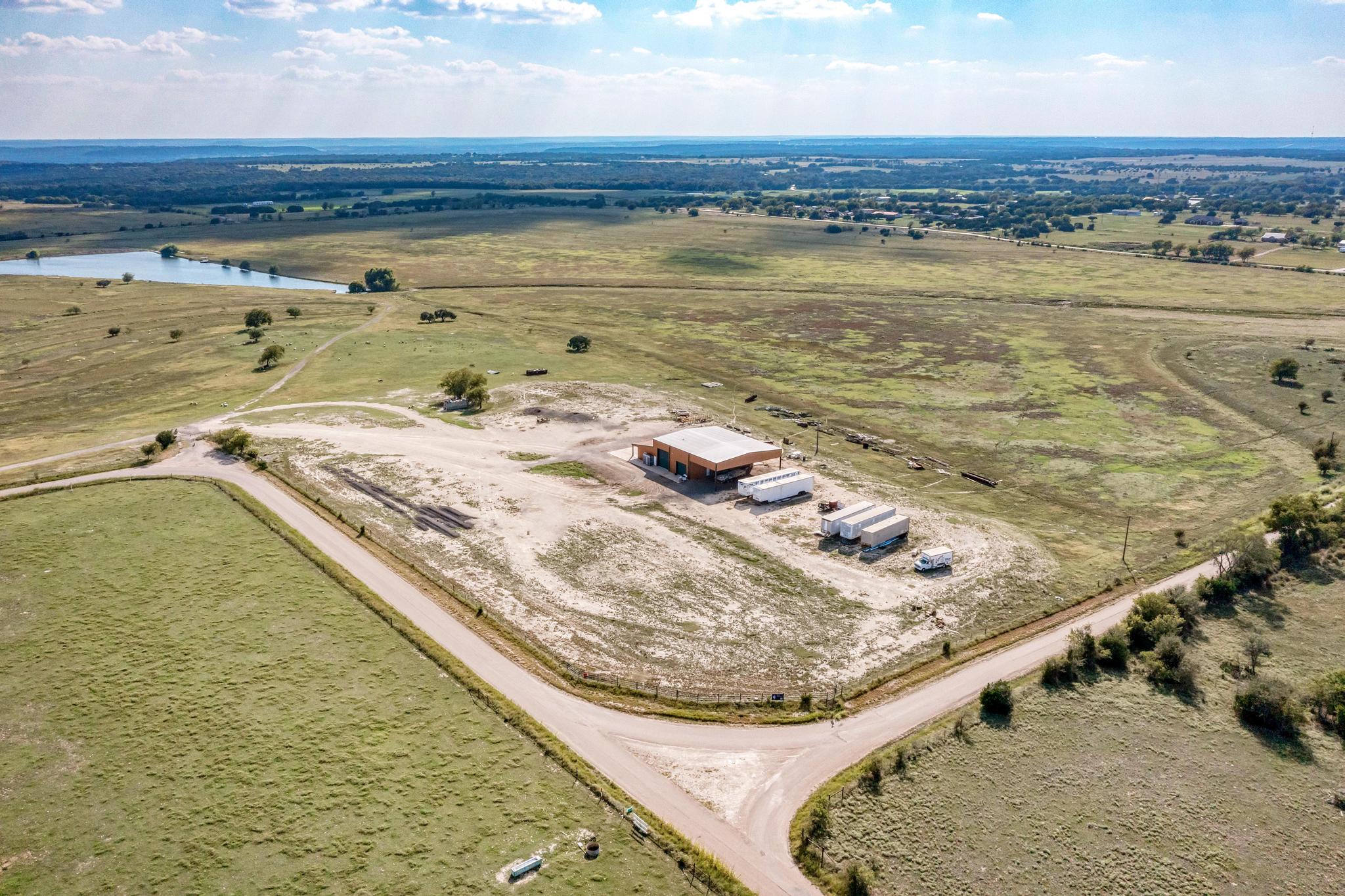 main property photo 34