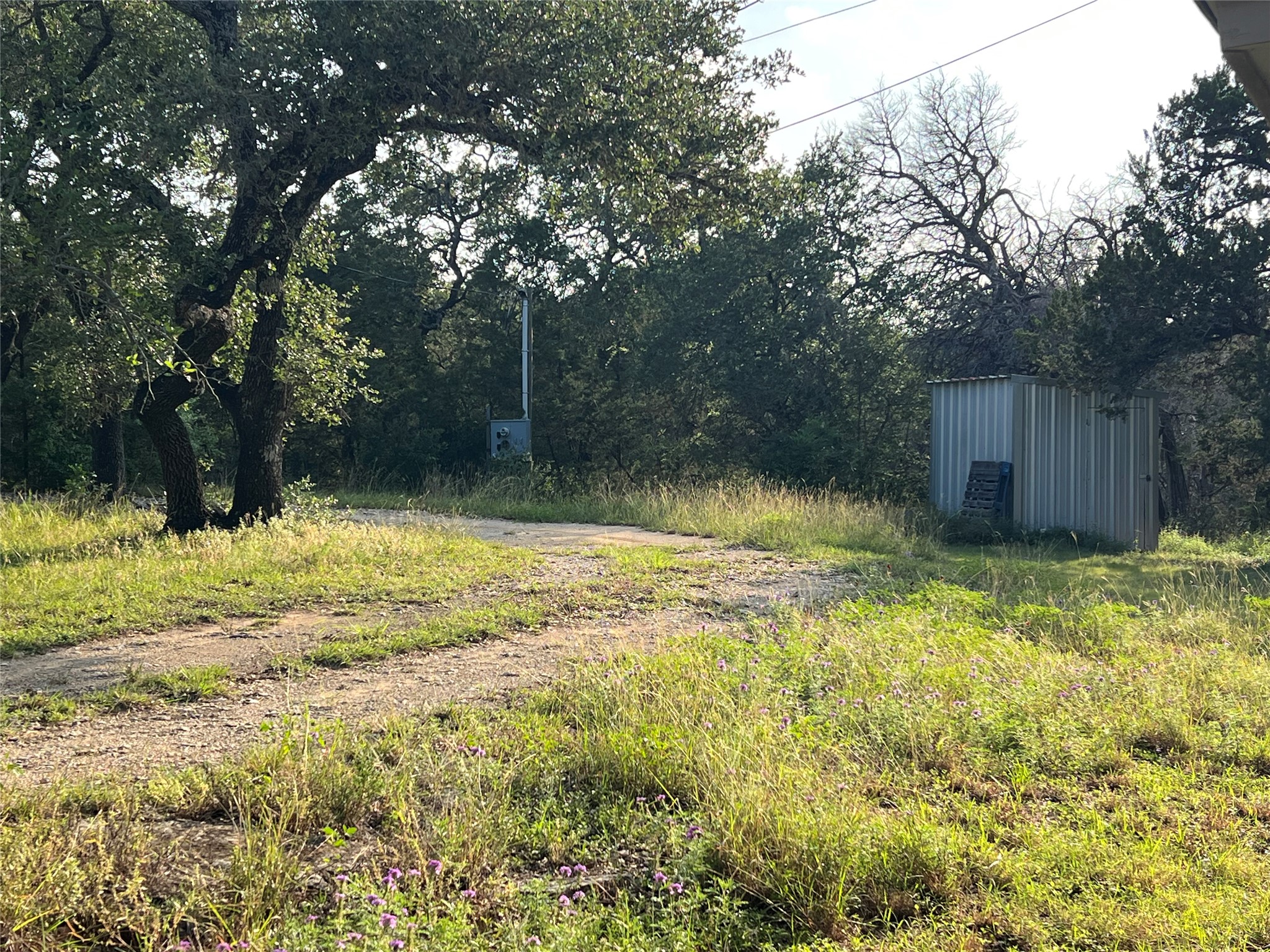 main property photo 16