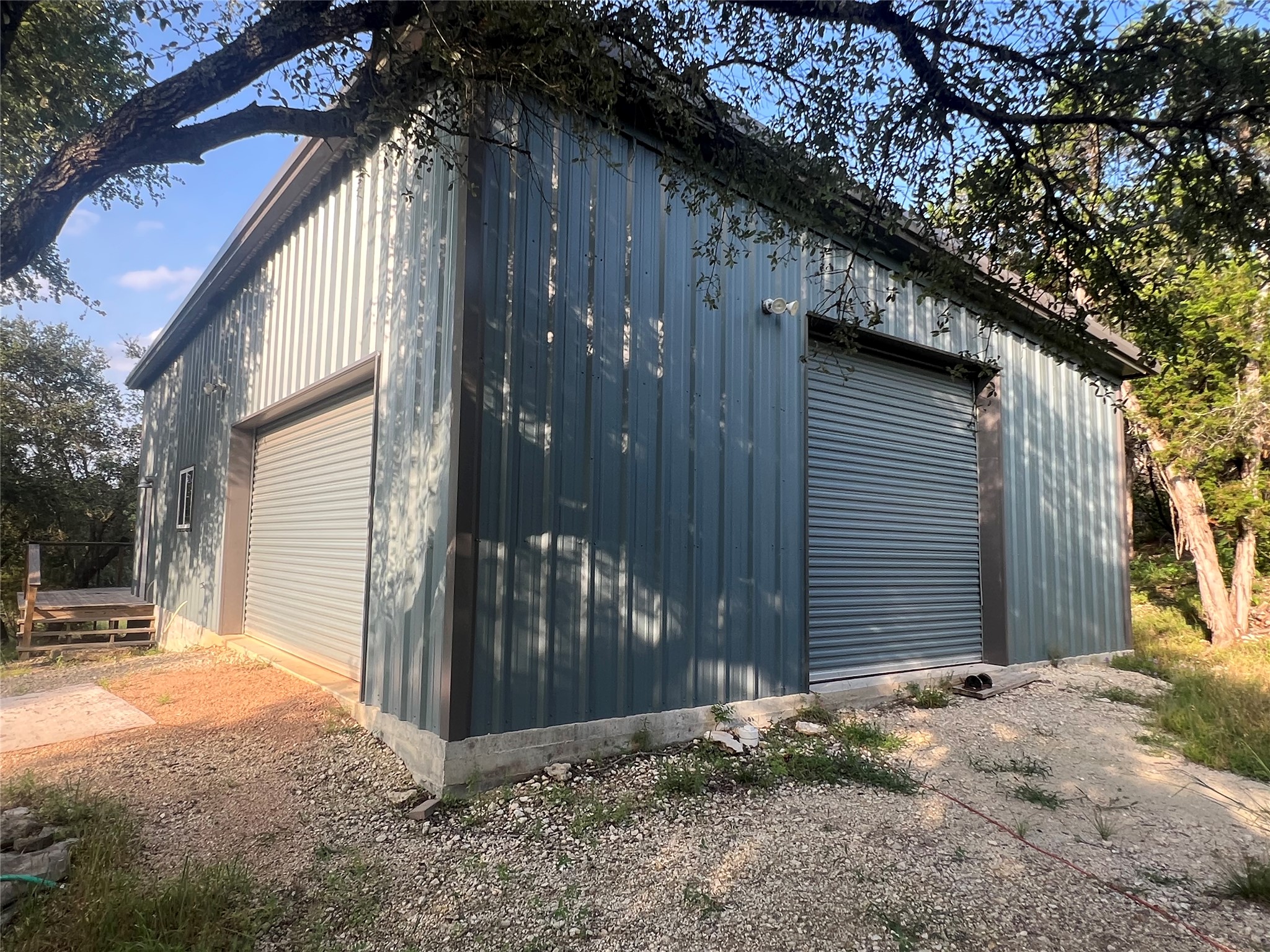 main property photo 18
