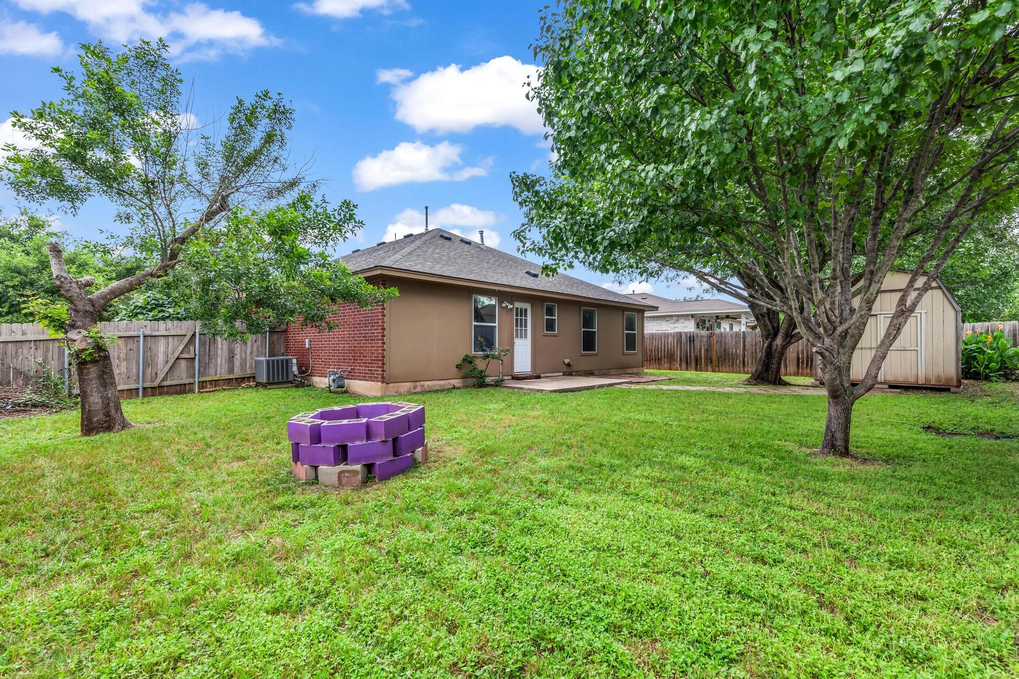 main property photo 12