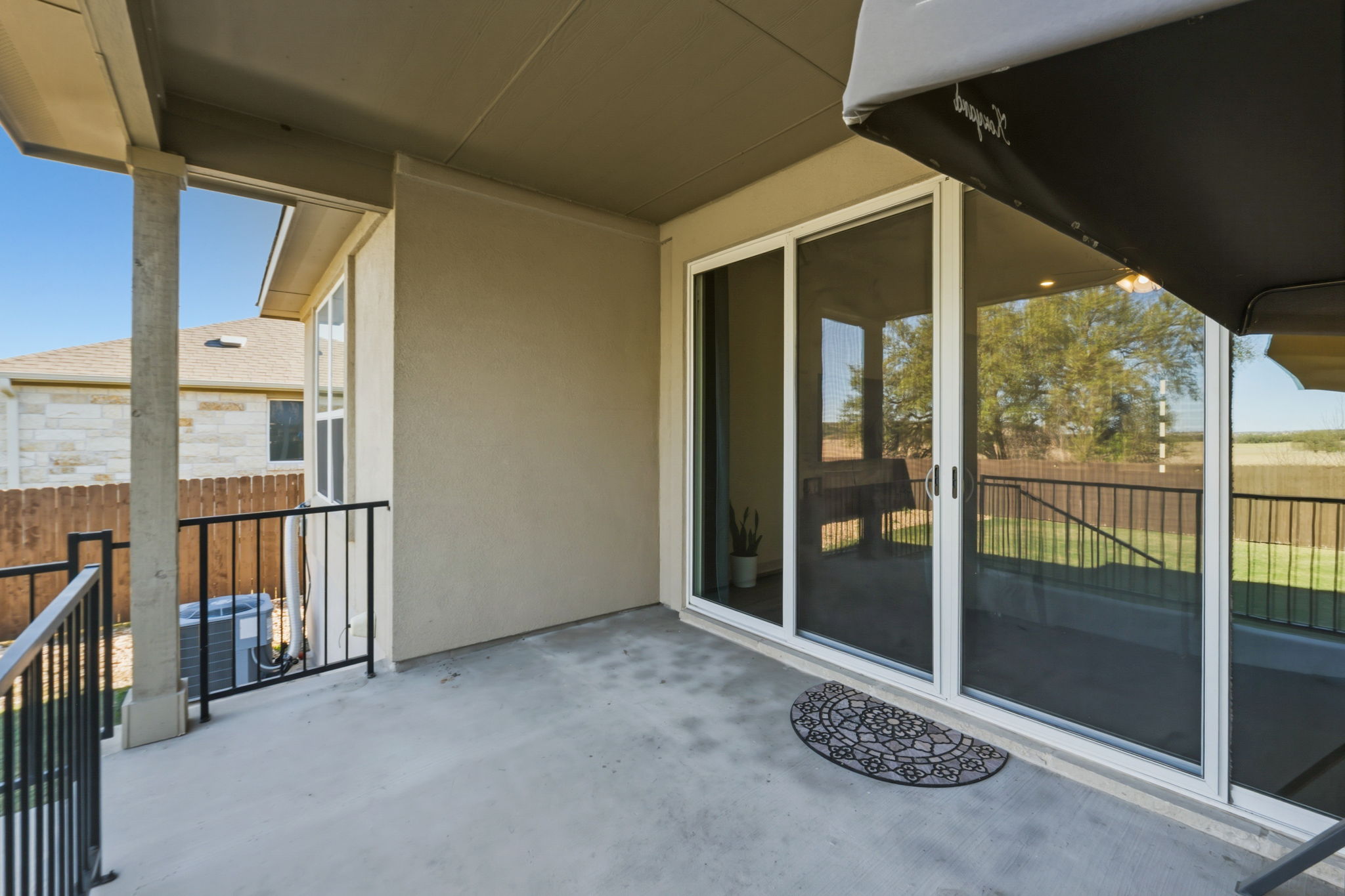main property photo 22
