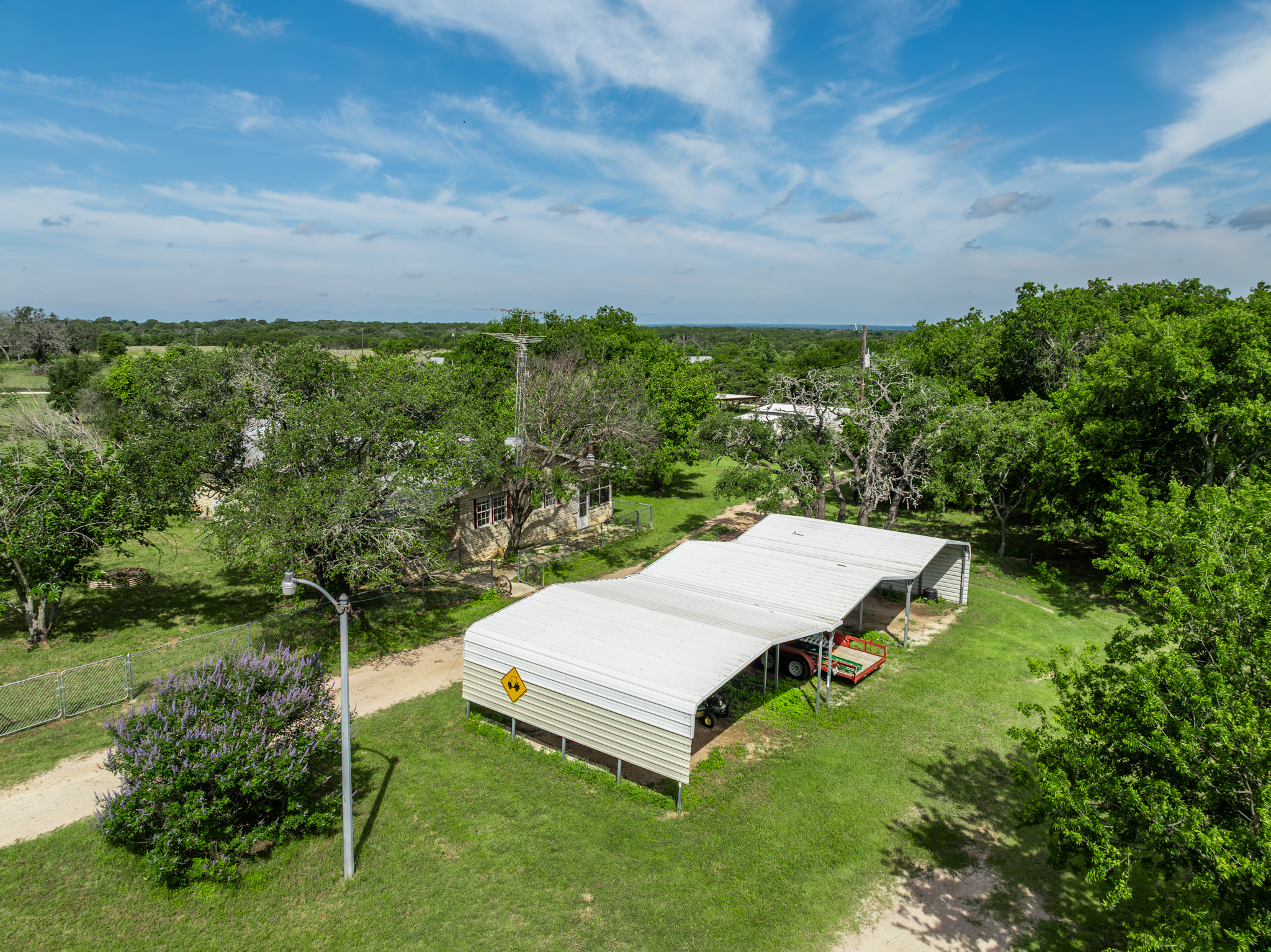 main property photo 23