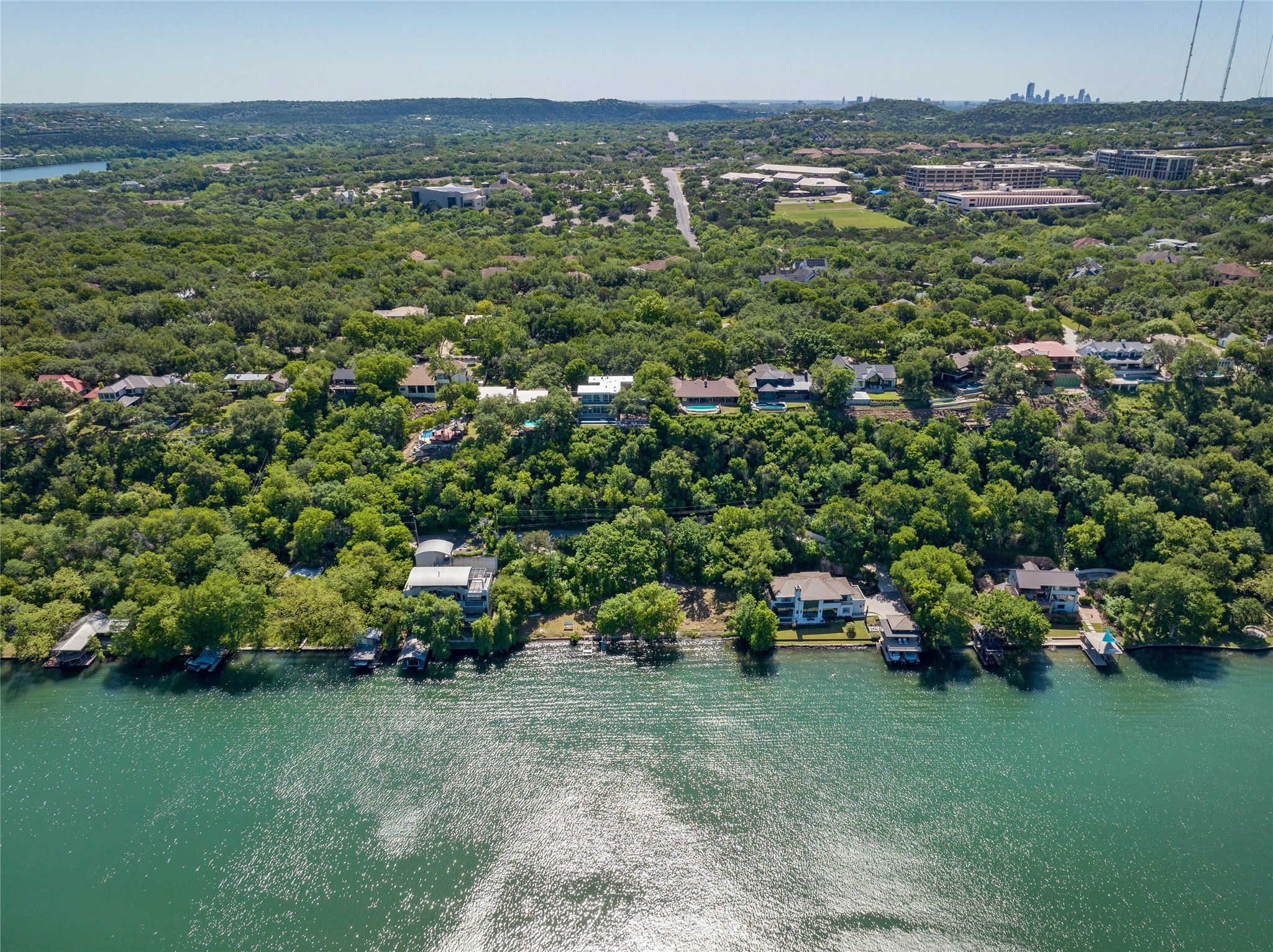 main property photo 16