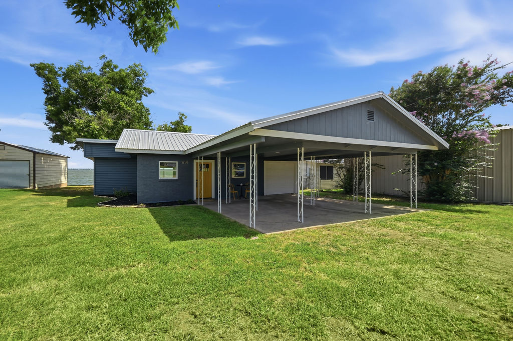 main property photo 31